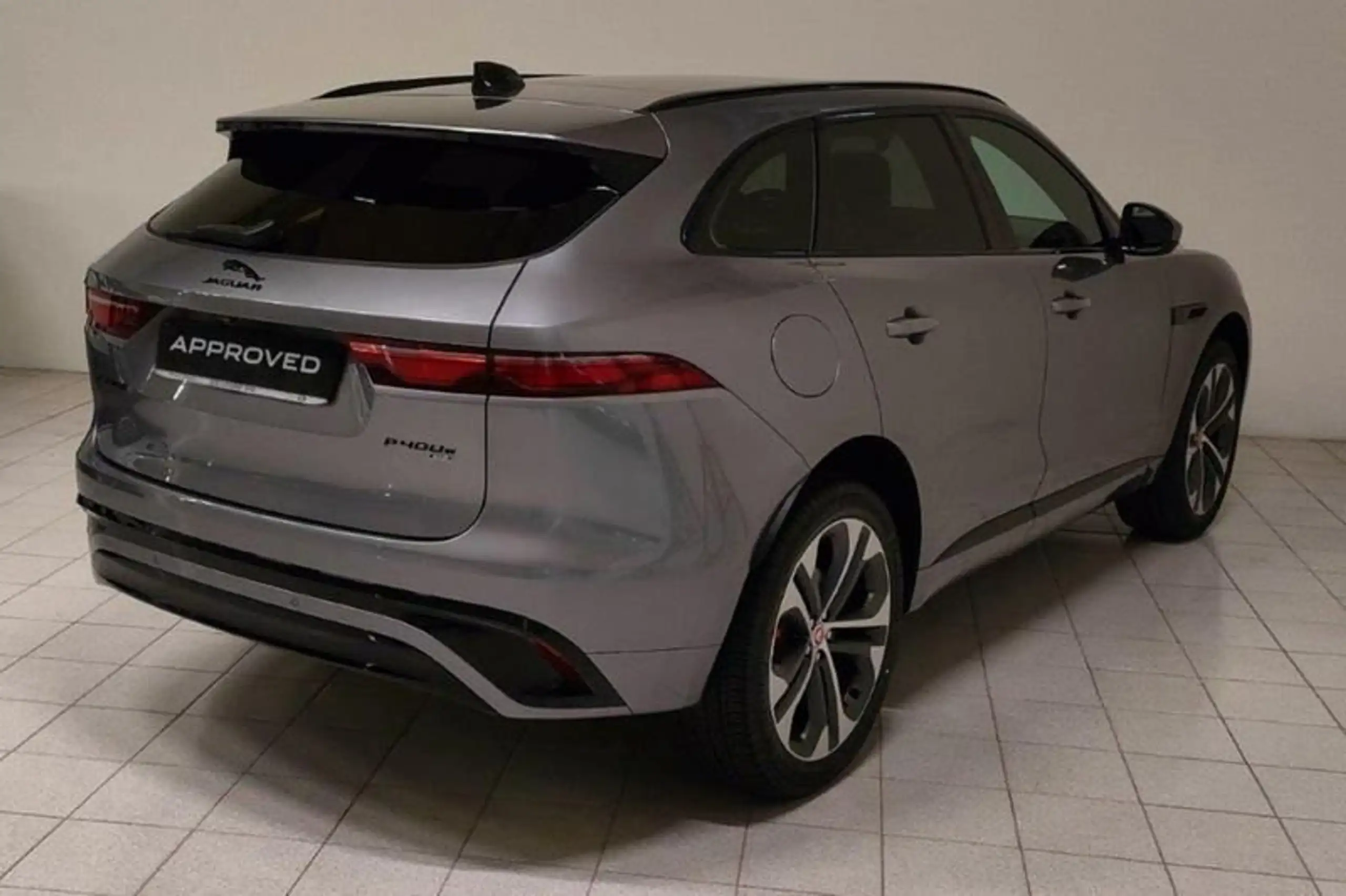 Jaguar - F-Pace