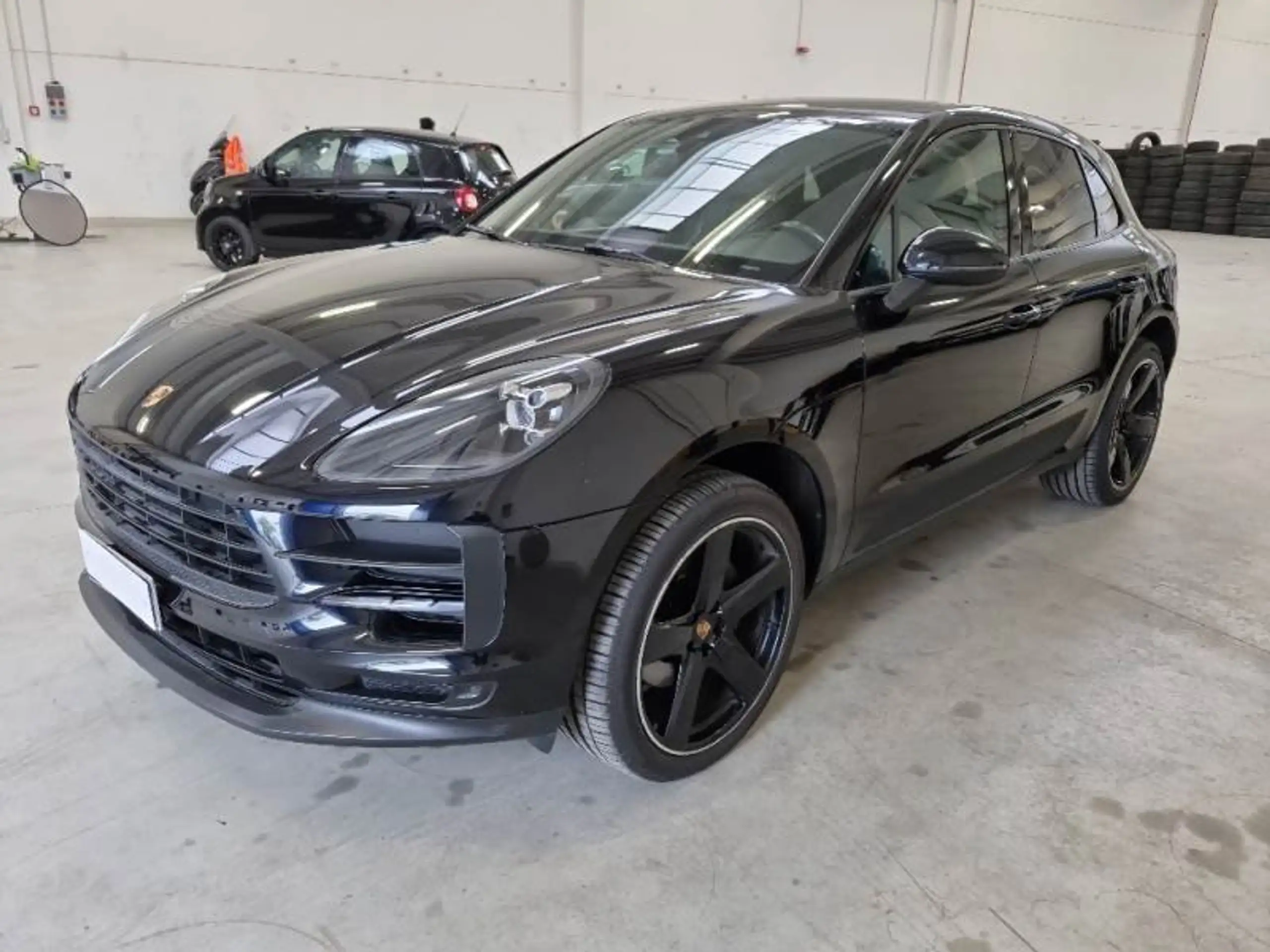 Porsche - Macan