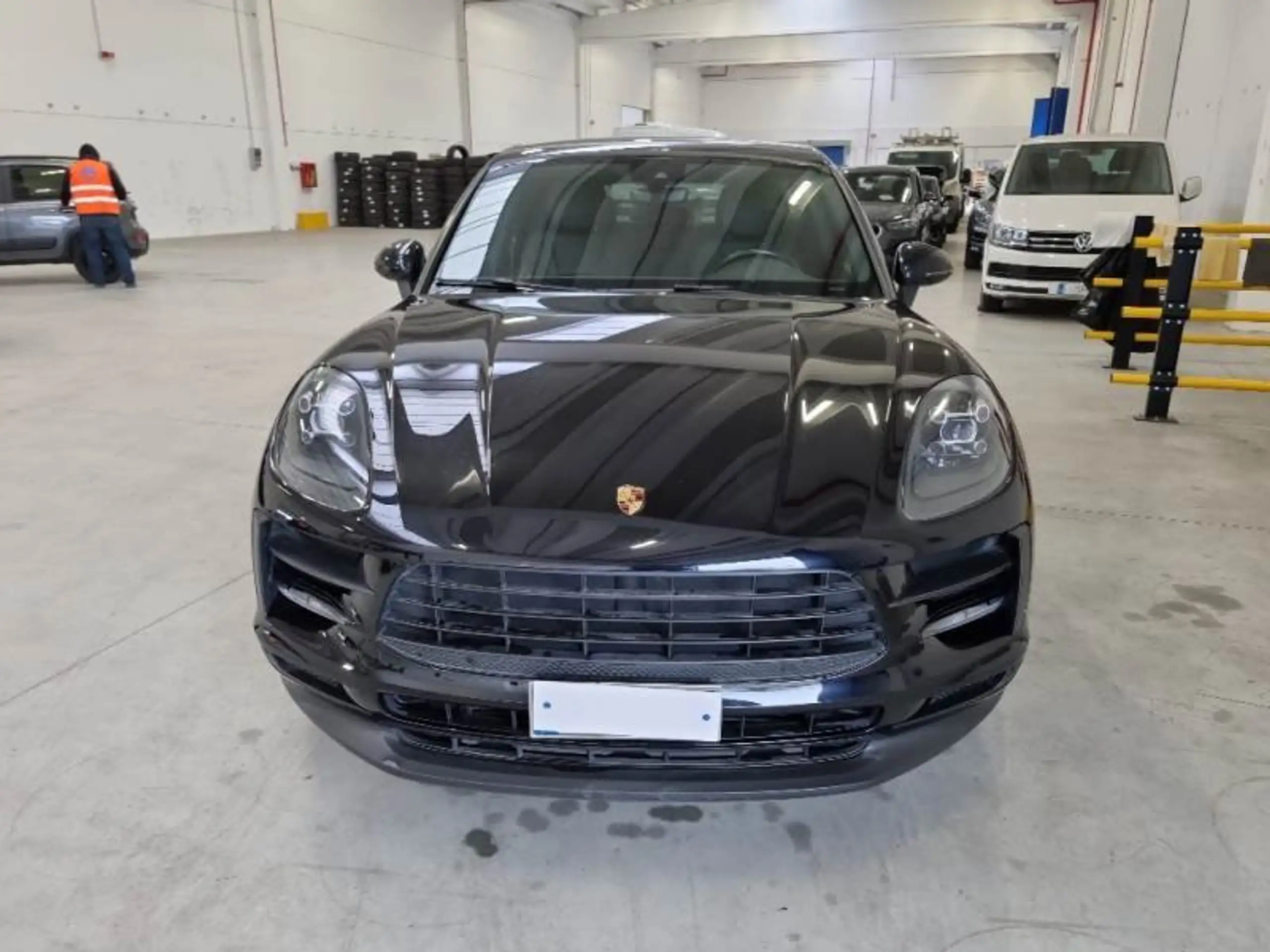 Porsche - Macan