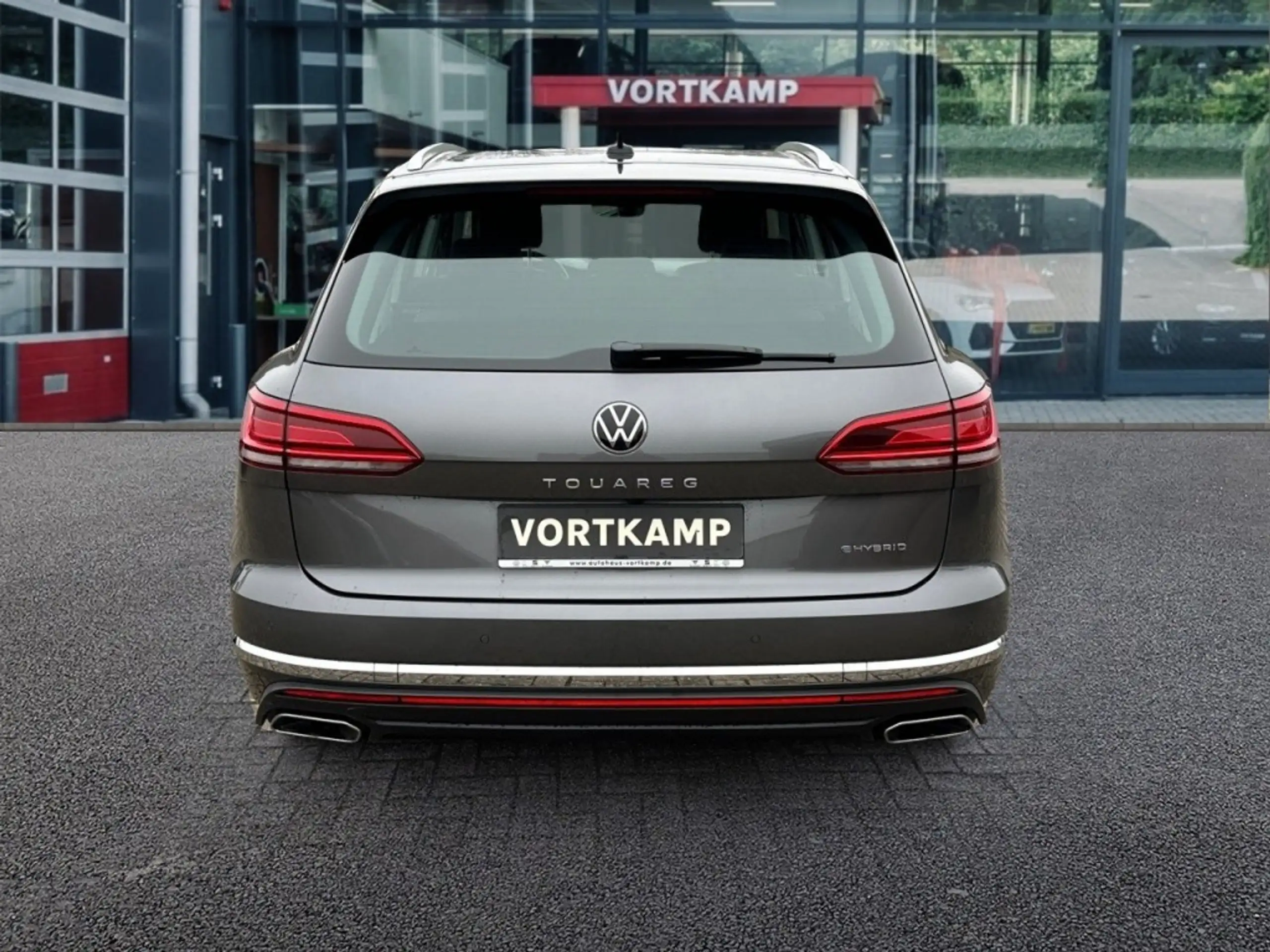 Volkswagen - Touareg