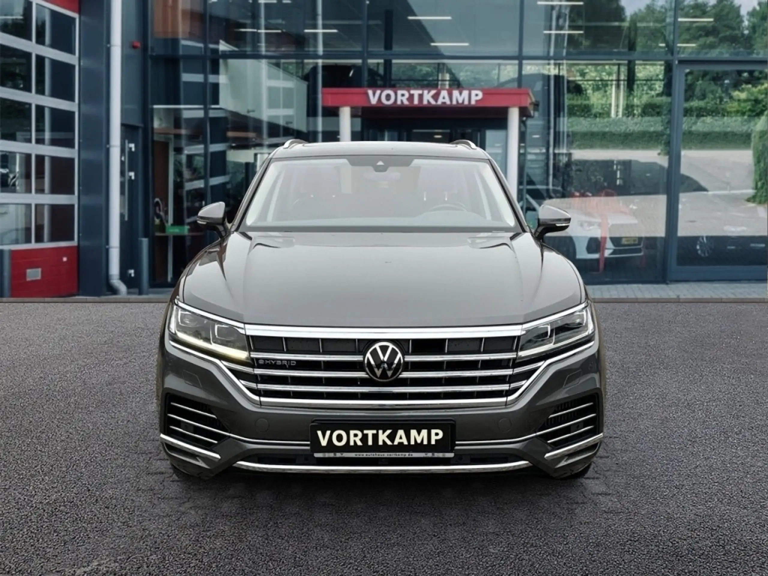 Volkswagen - Touareg