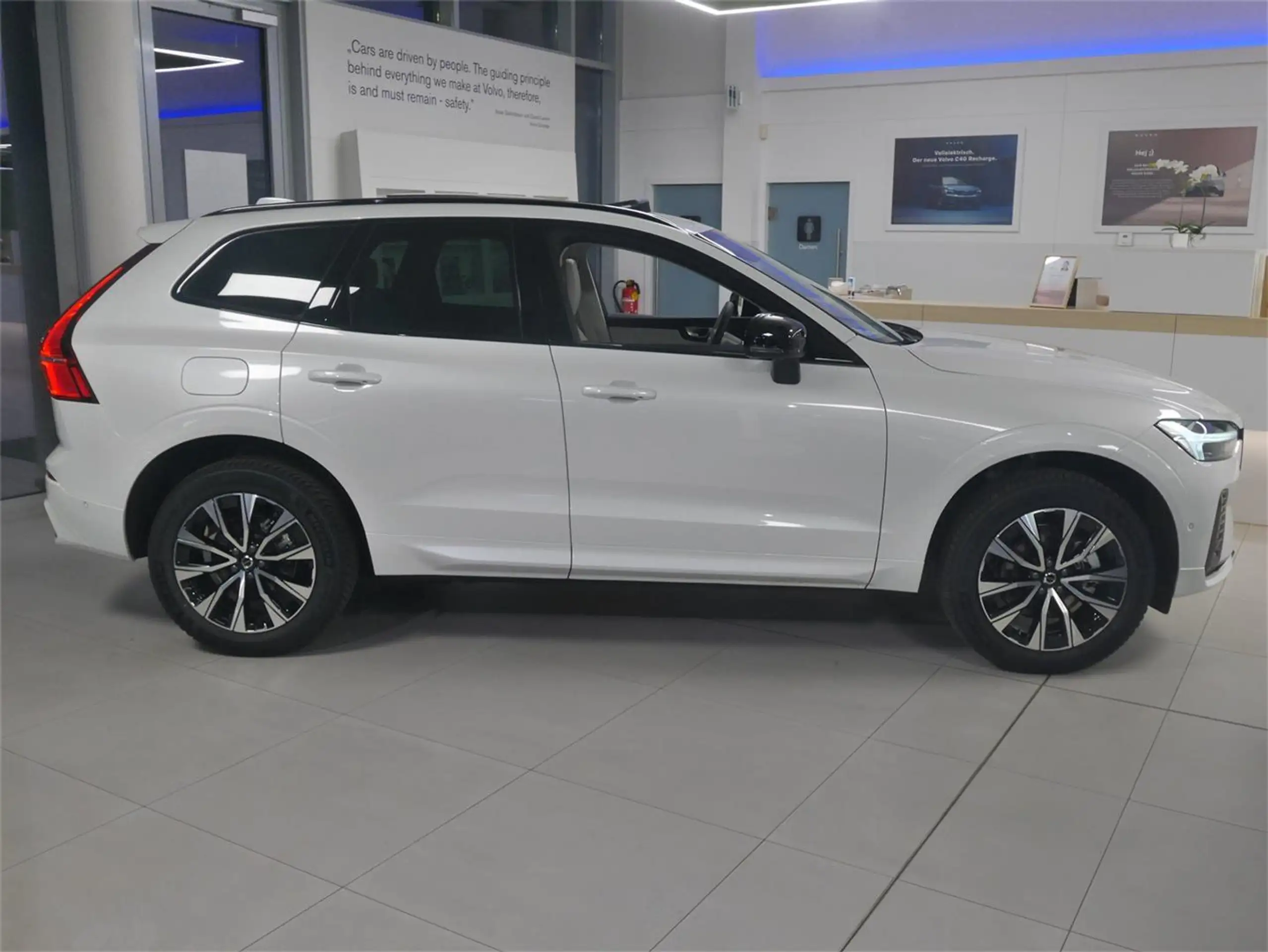 Volvo - XC60