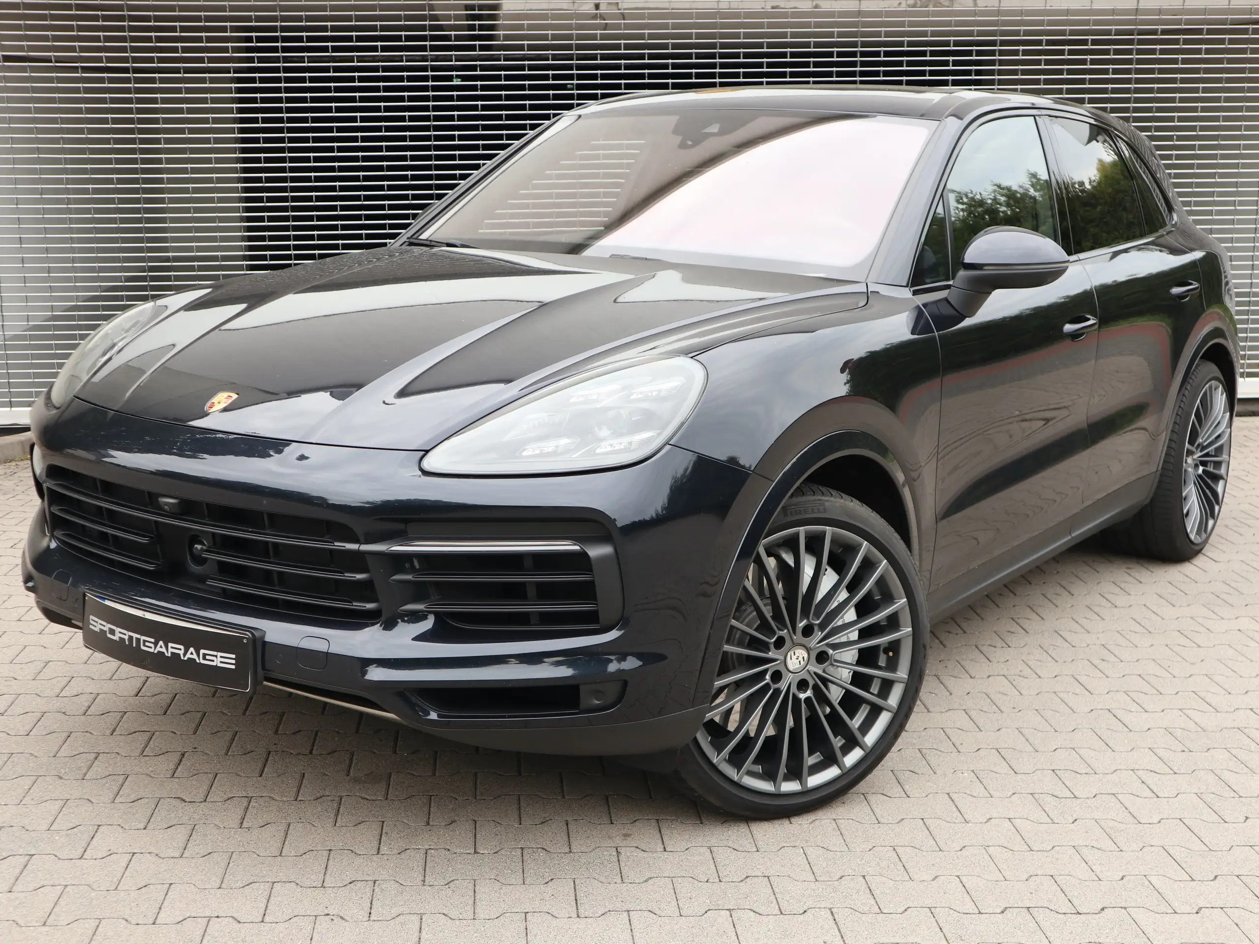 Porsche - Cayenne