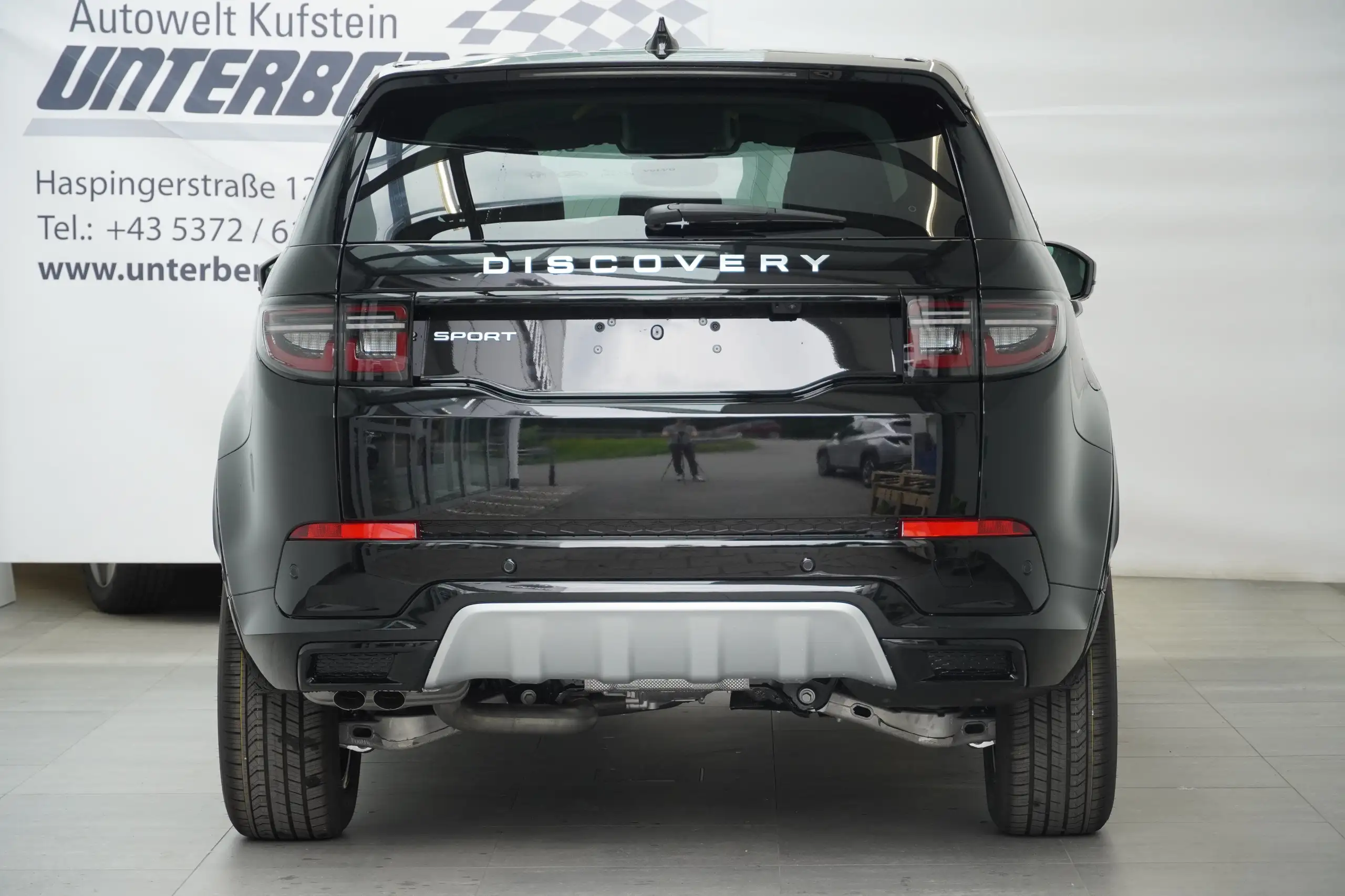 Land Rover - Discovery Sport