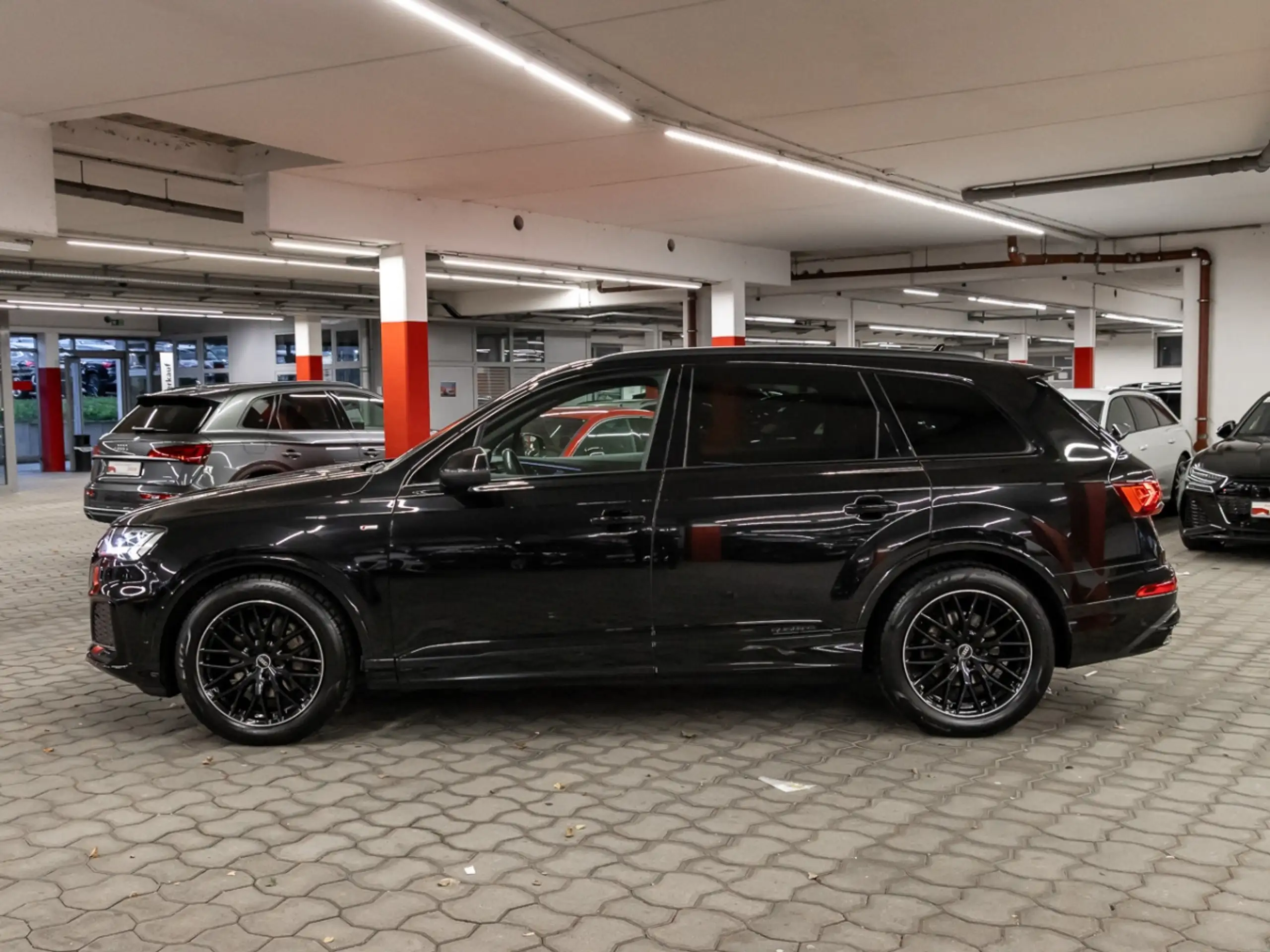 Audi - Q7