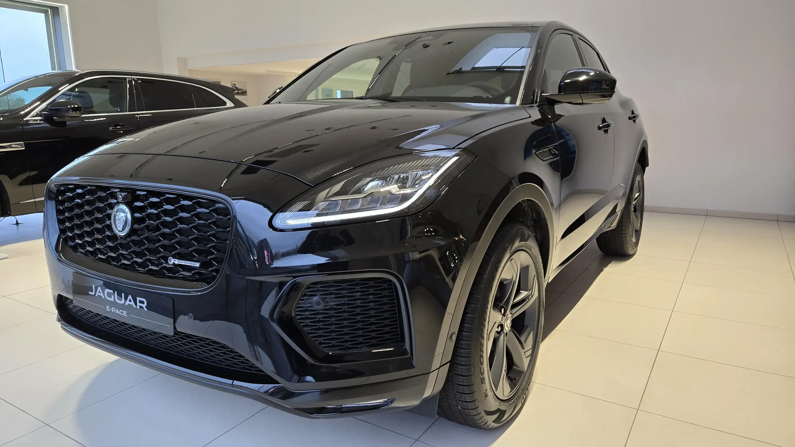 Jaguar E-Pace 2024