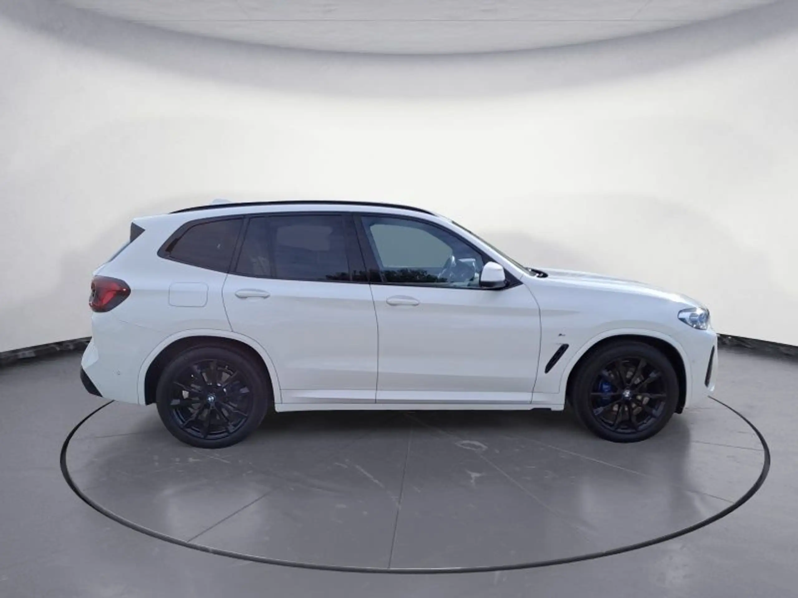 BMW - X3