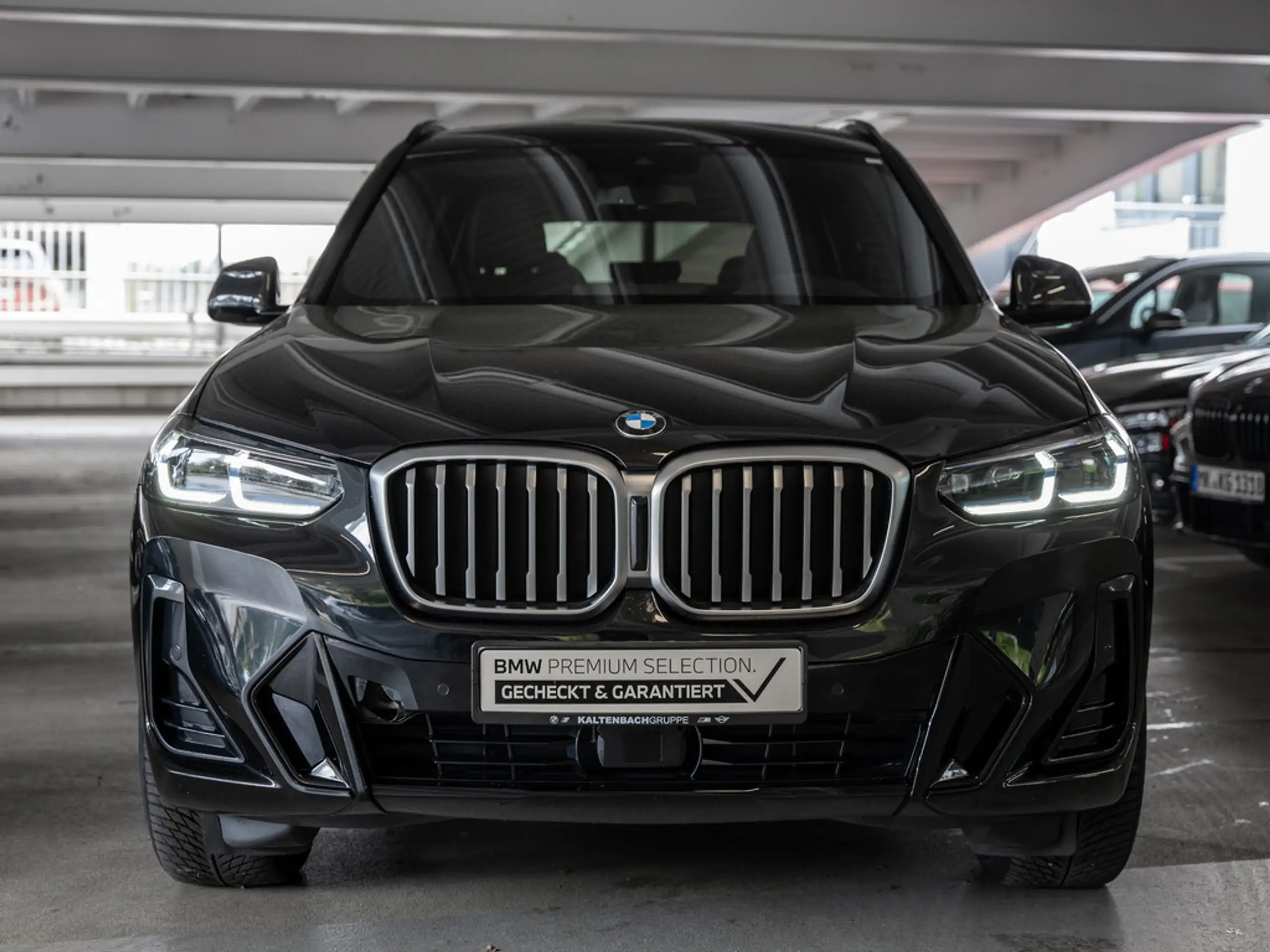 BMW - X3