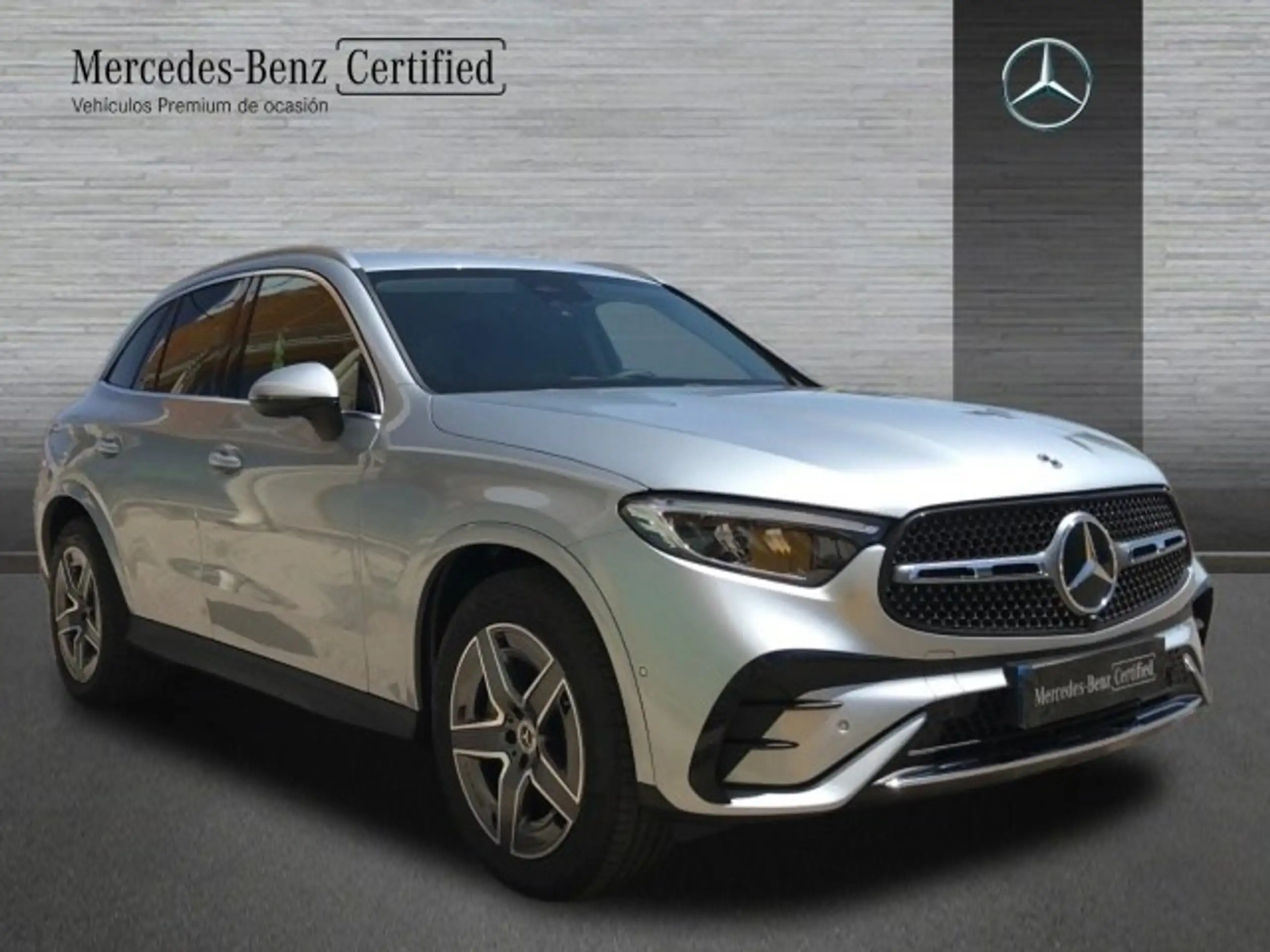 Mercedes-Benz - GLC 220