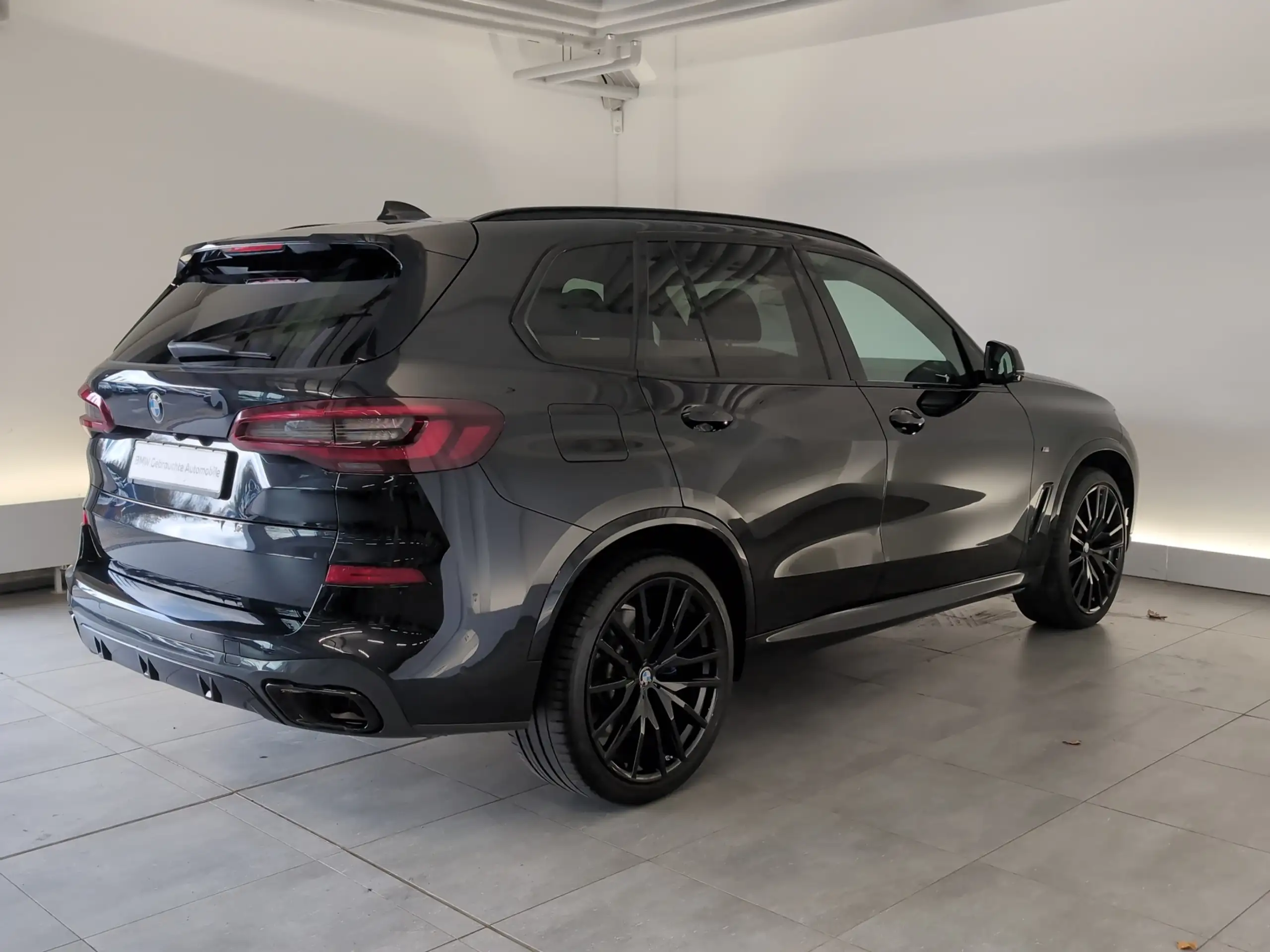 BMW - X5 M