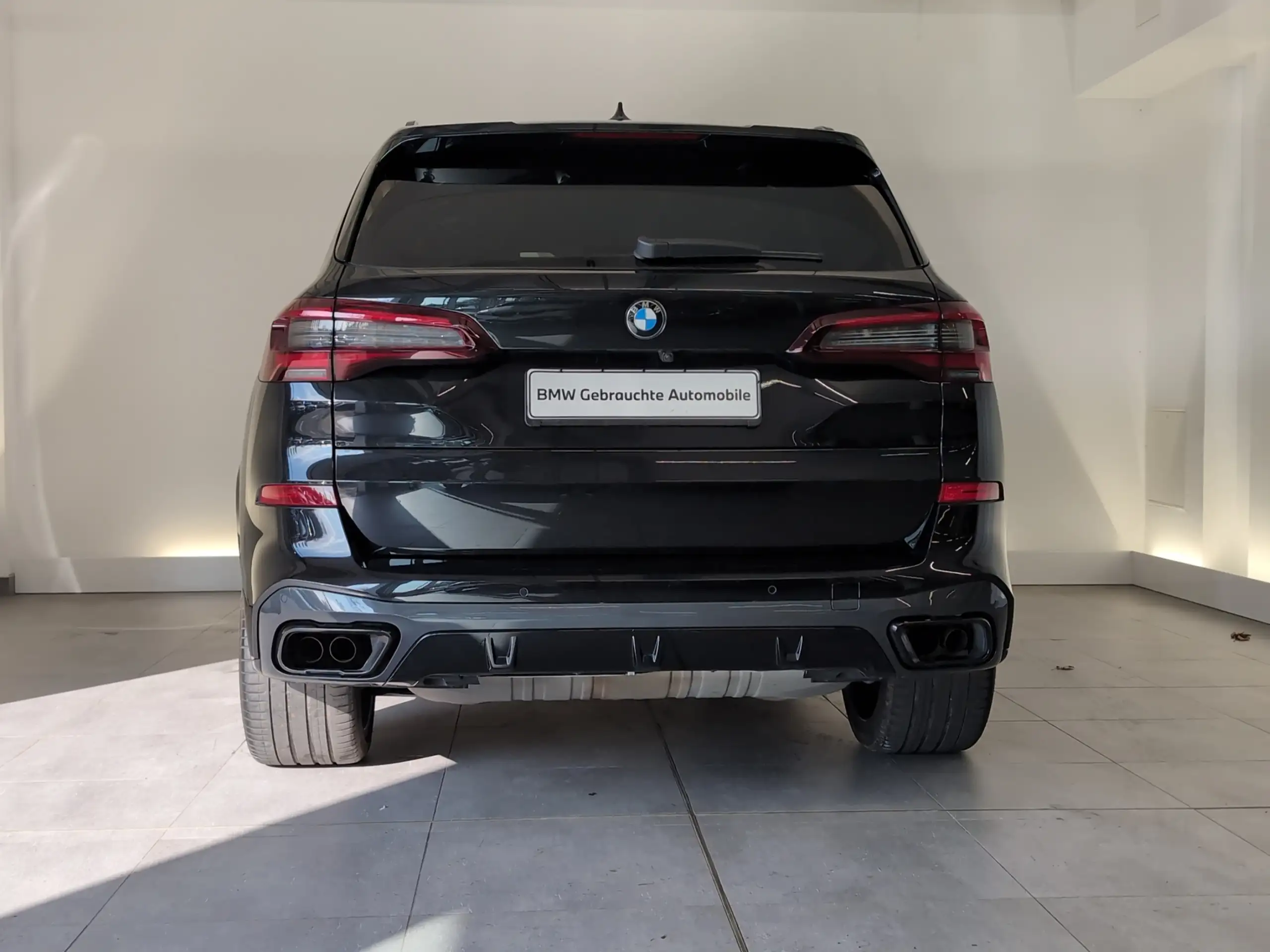 BMW - X5 M