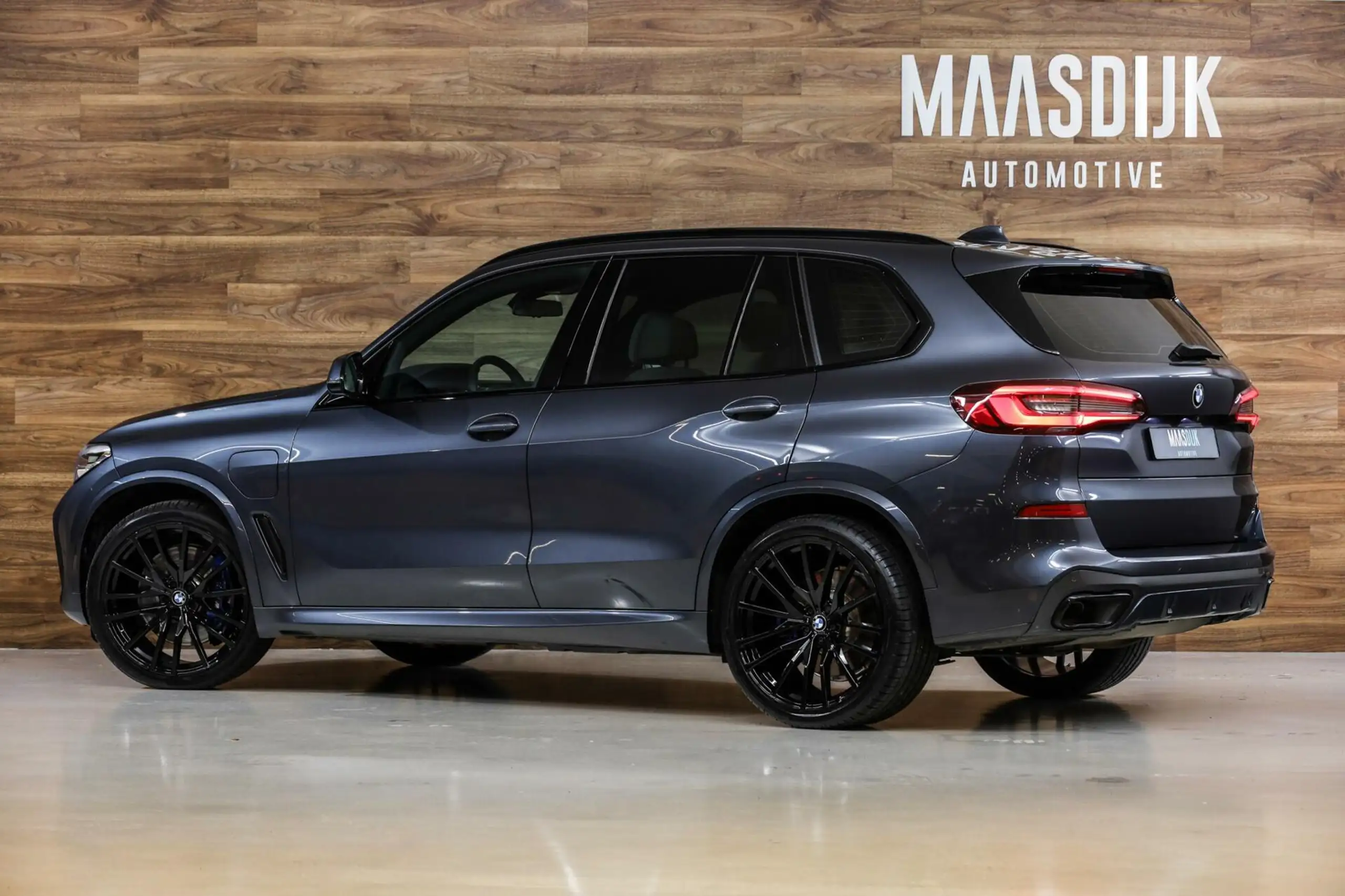 BMW - X5