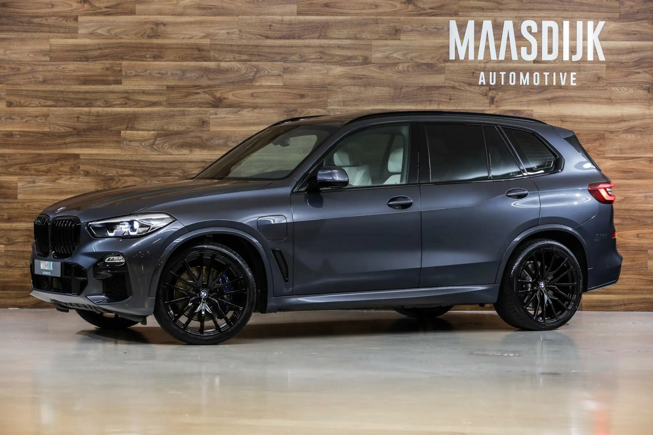 BMW - X5