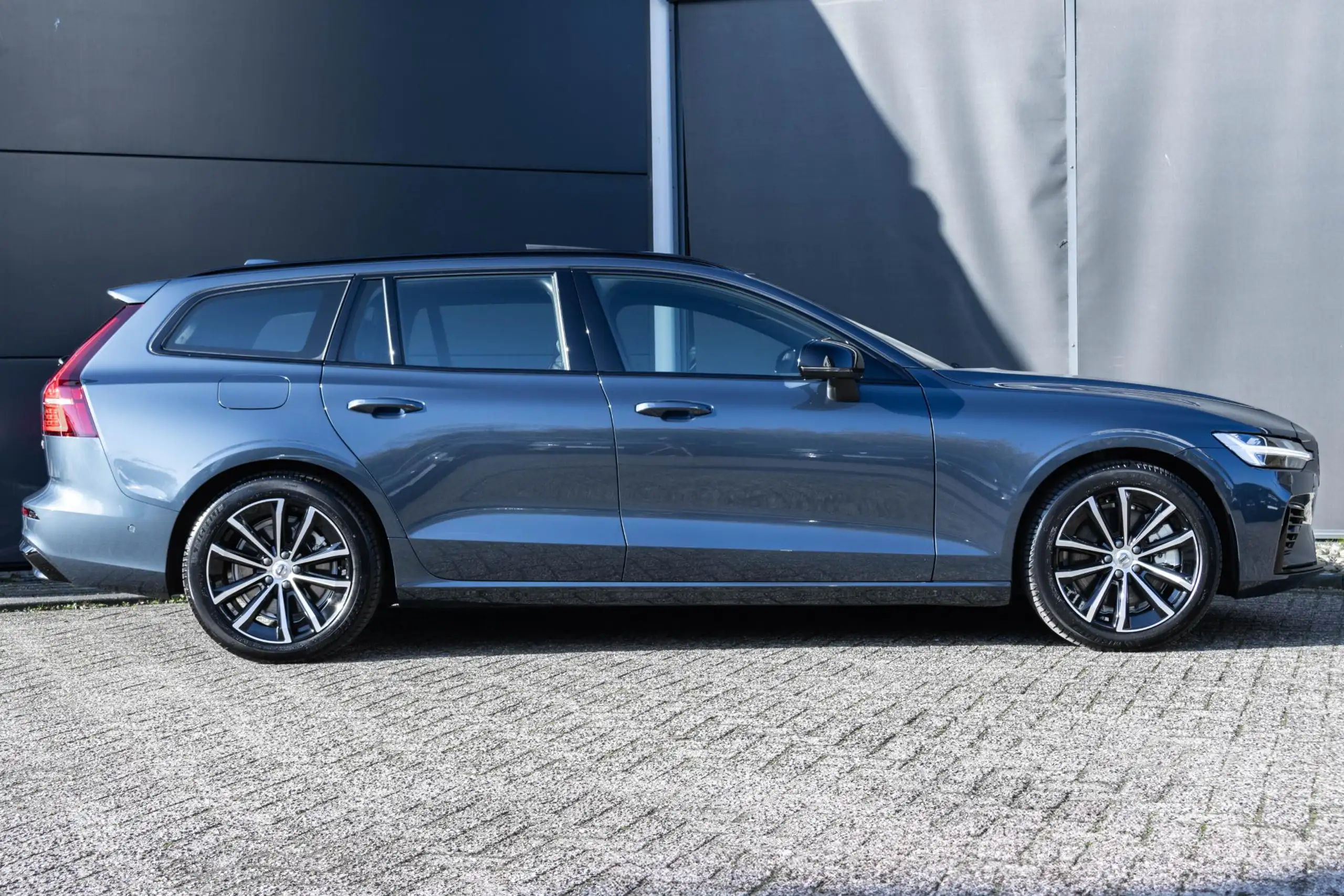 Volvo - V60