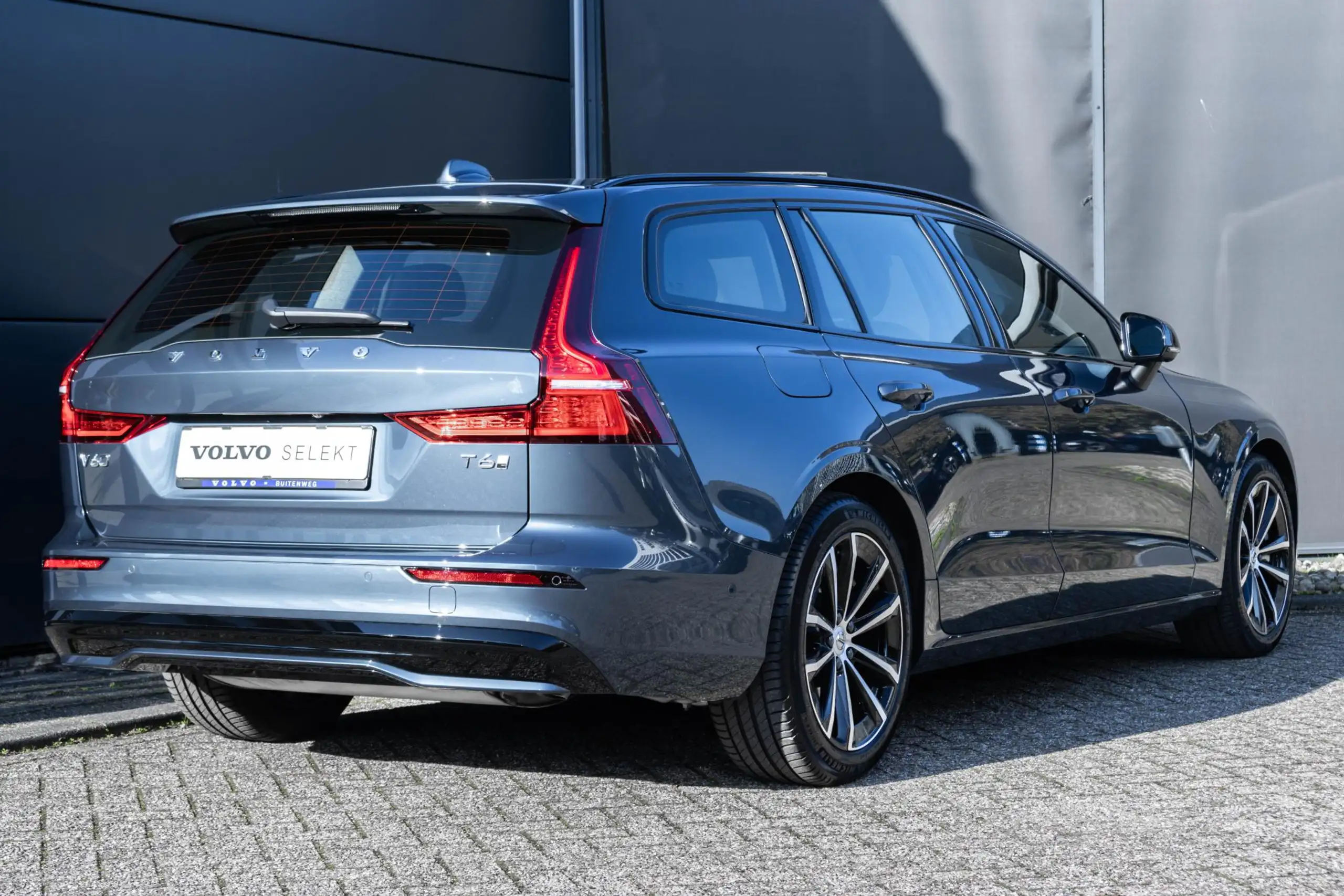 Volvo - V60