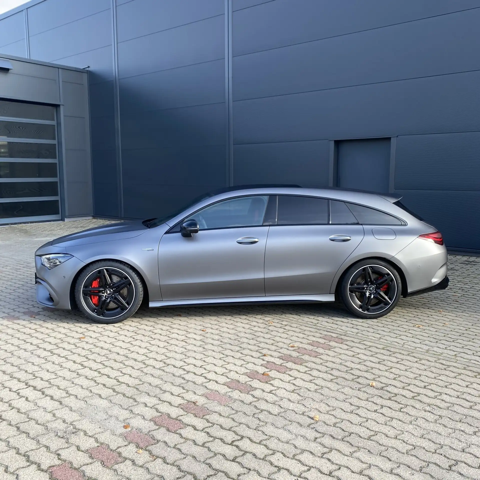 Mercedes-Benz - CLA 45 AMG