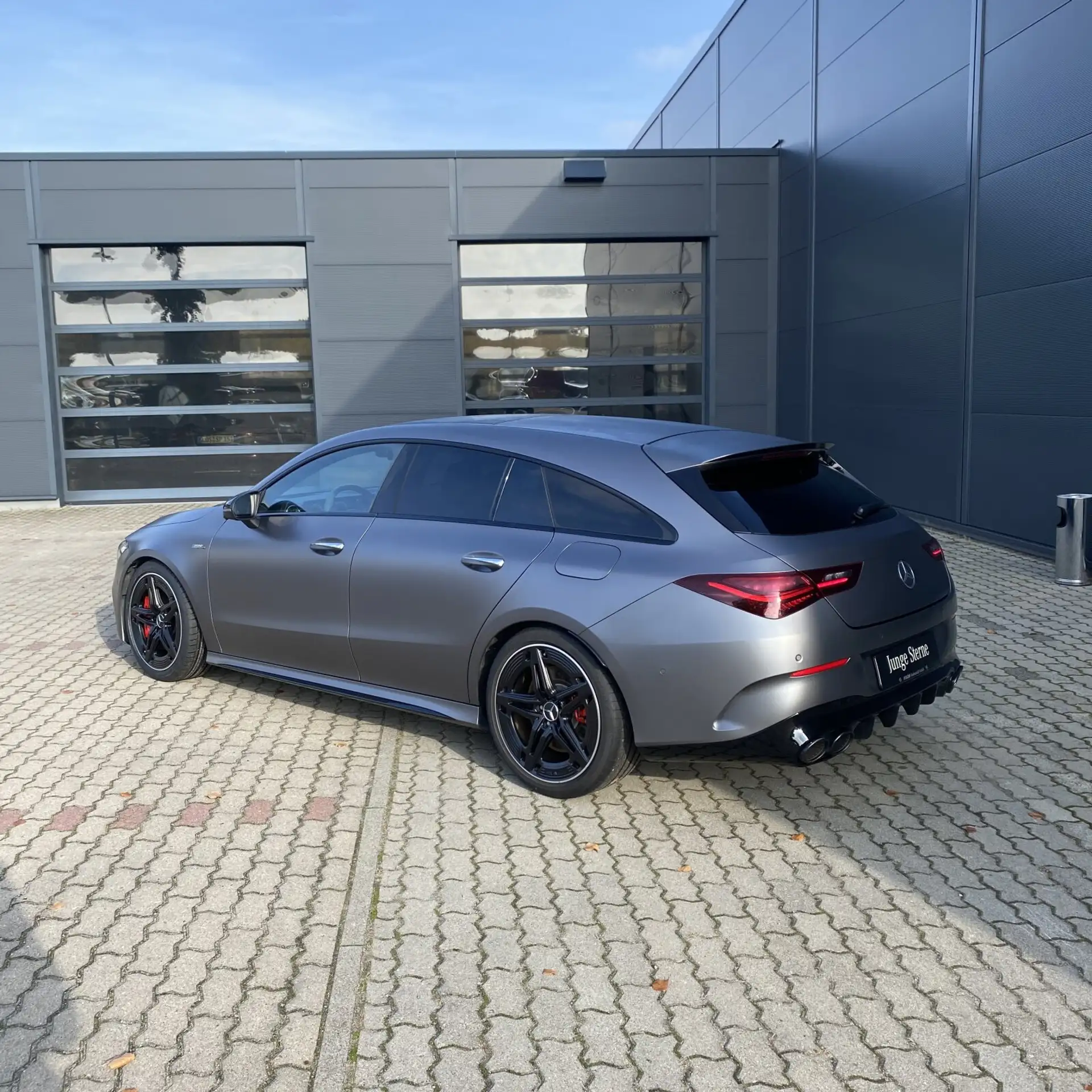 Mercedes-Benz - CLA 45 AMG