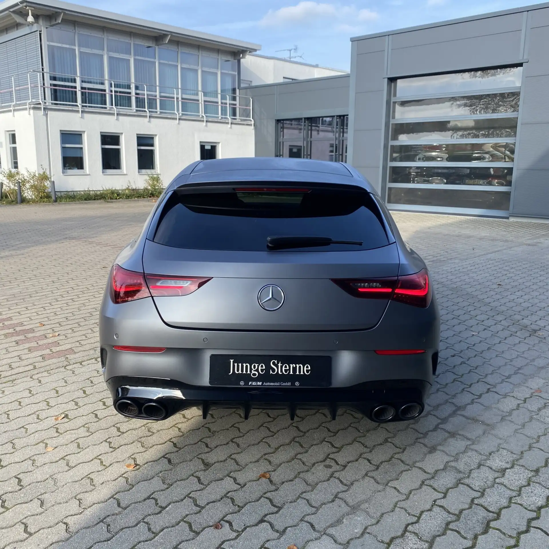 Mercedes-Benz - CLA 45 AMG