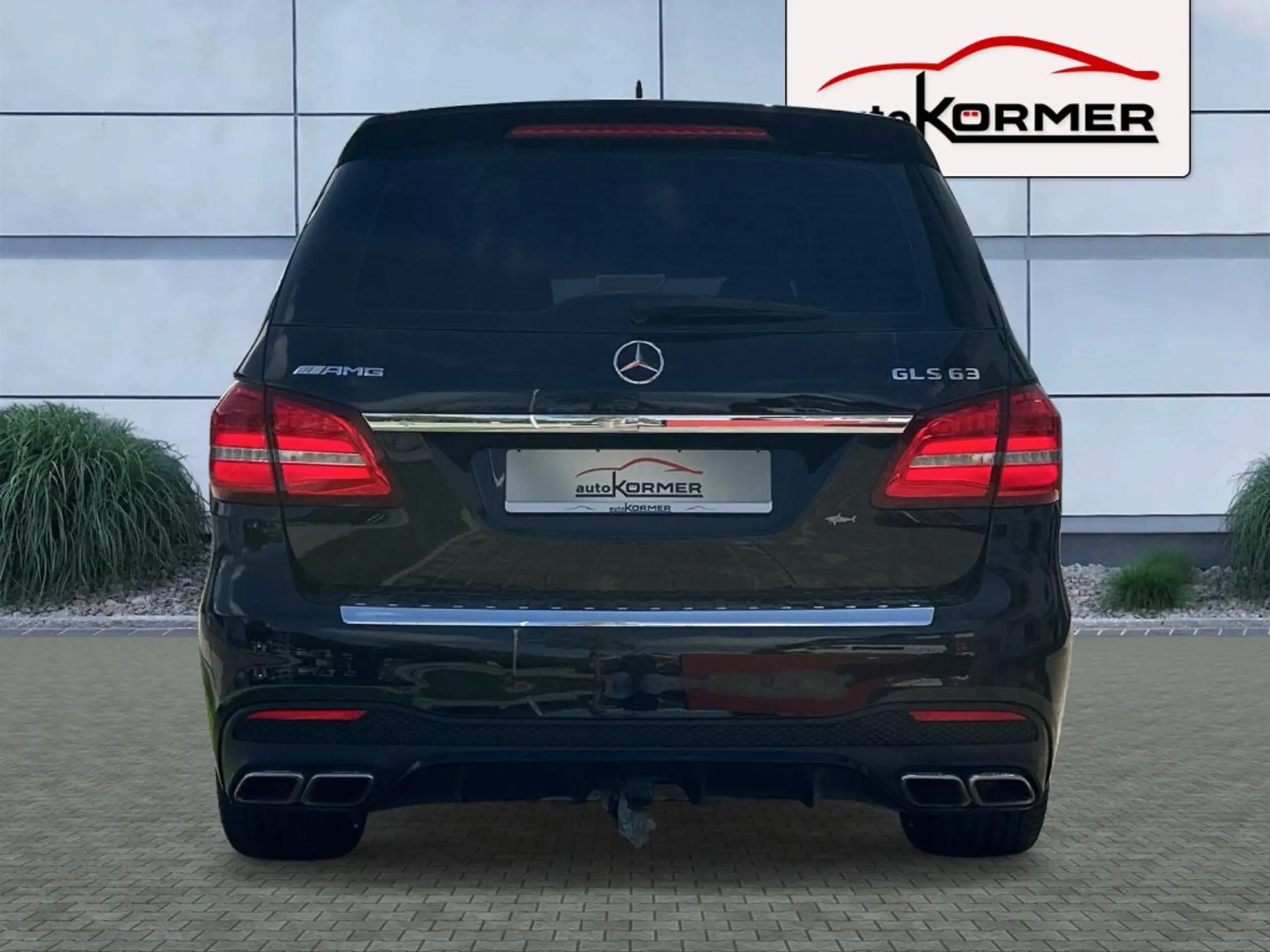 Mercedes-Benz - GLS 63 AMG