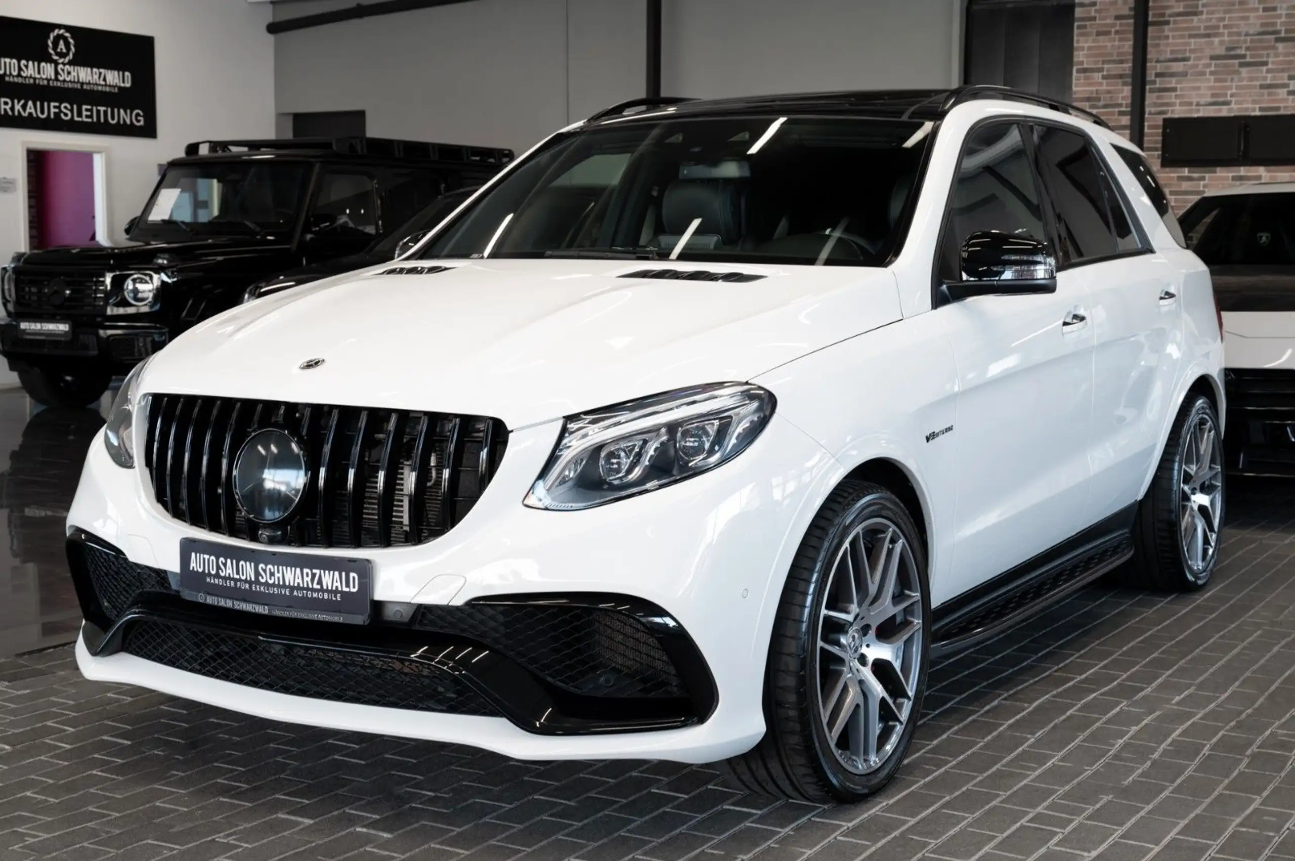 Mercedes-Benz - GLE 63 AMG