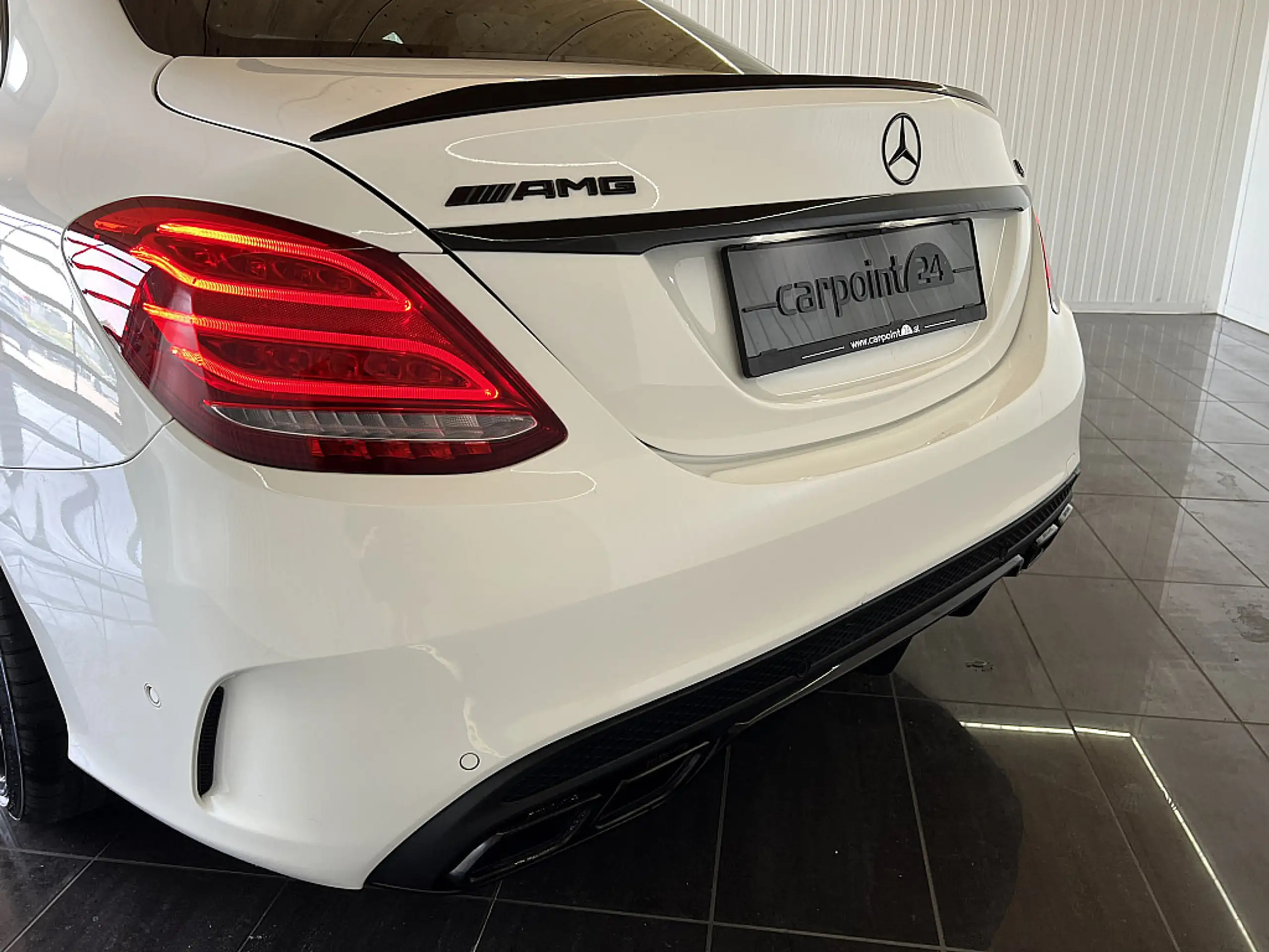 Mercedes-Benz - C 63 AMG