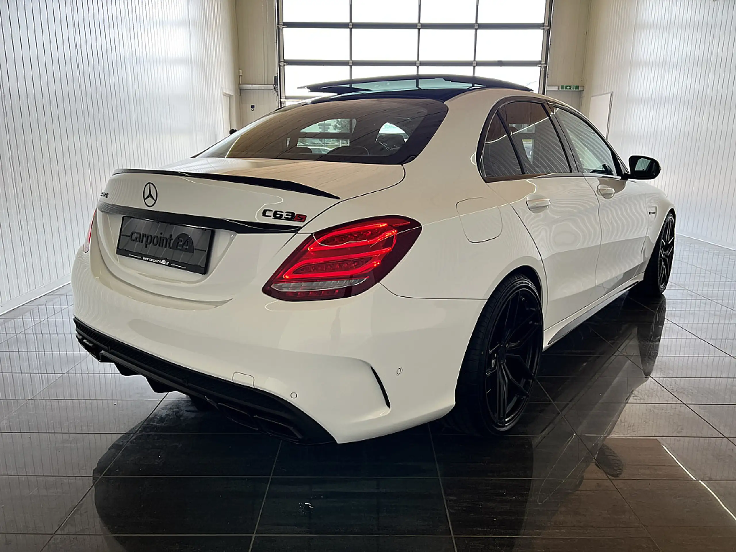 Mercedes-Benz - C 63 AMG