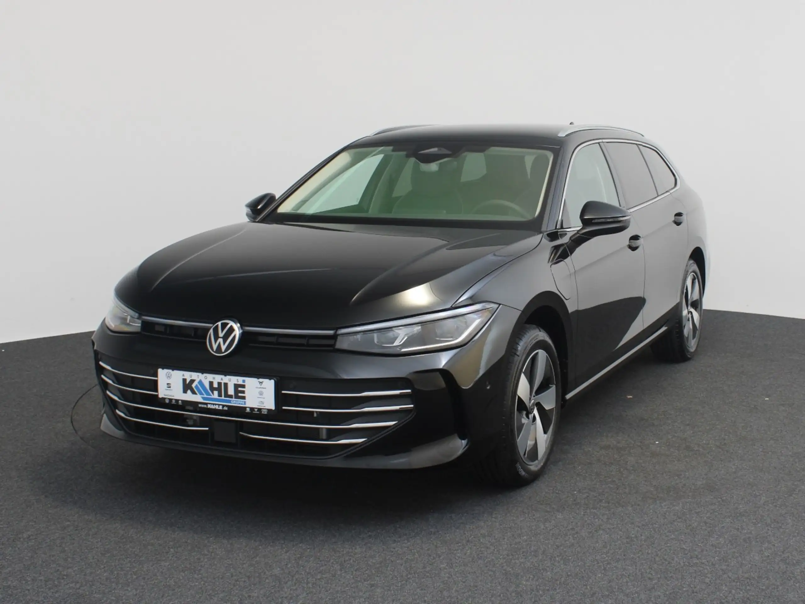 Volkswagen - Passat