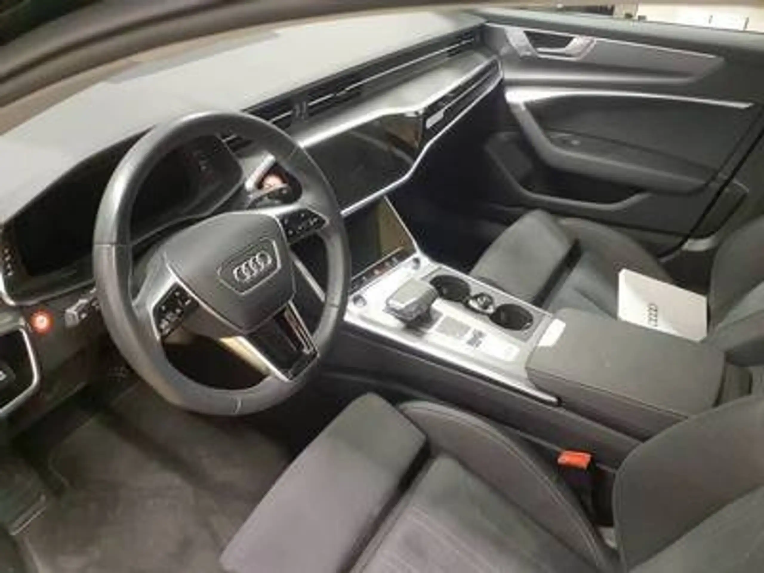 Audi - A6