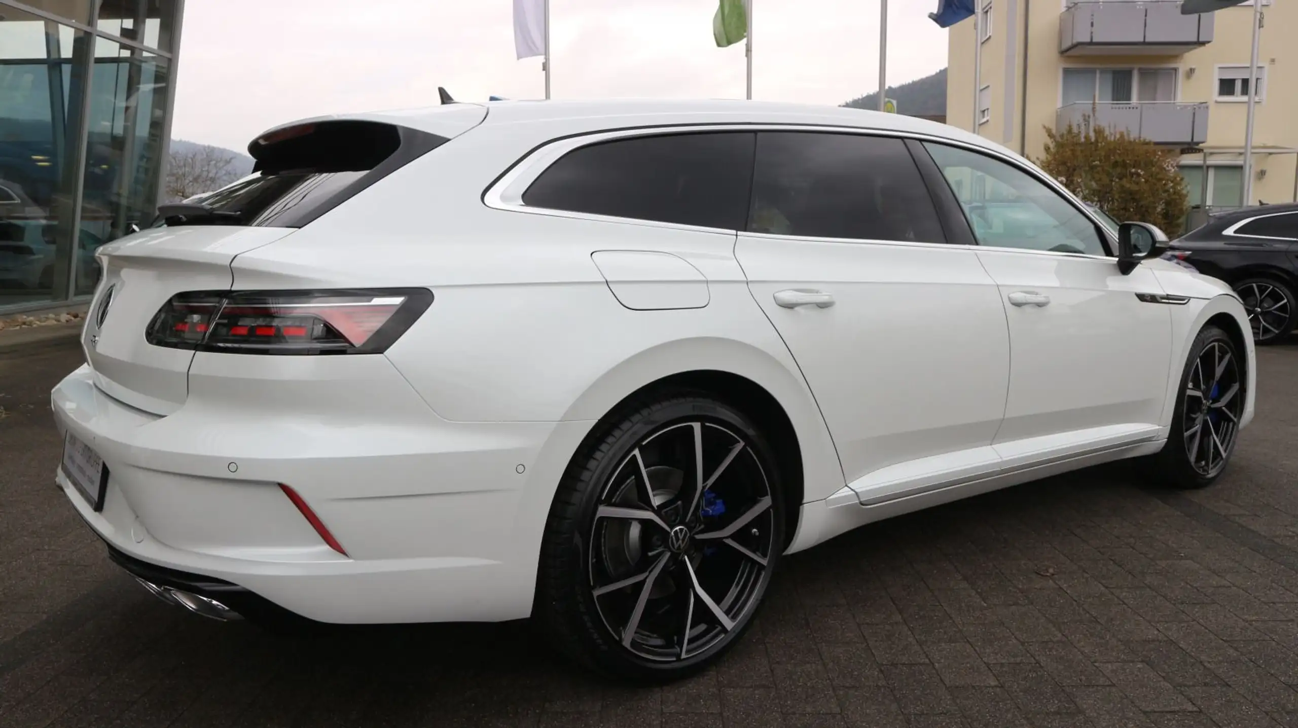 Volkswagen - Arteon