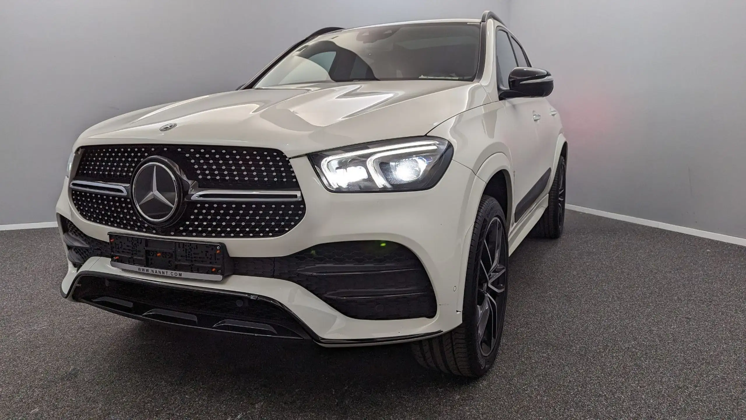 Mercedes-Benz - GLE 400