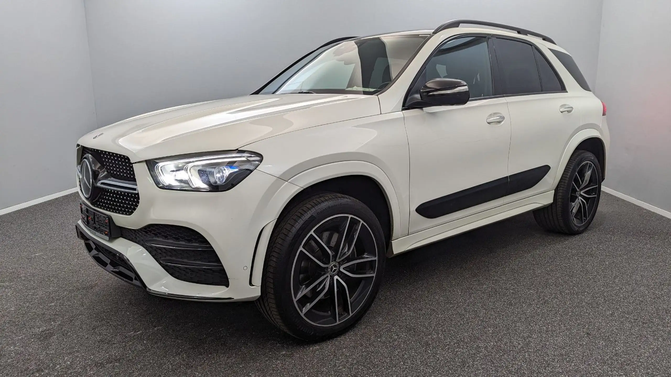 Mercedes-Benz - GLE 400