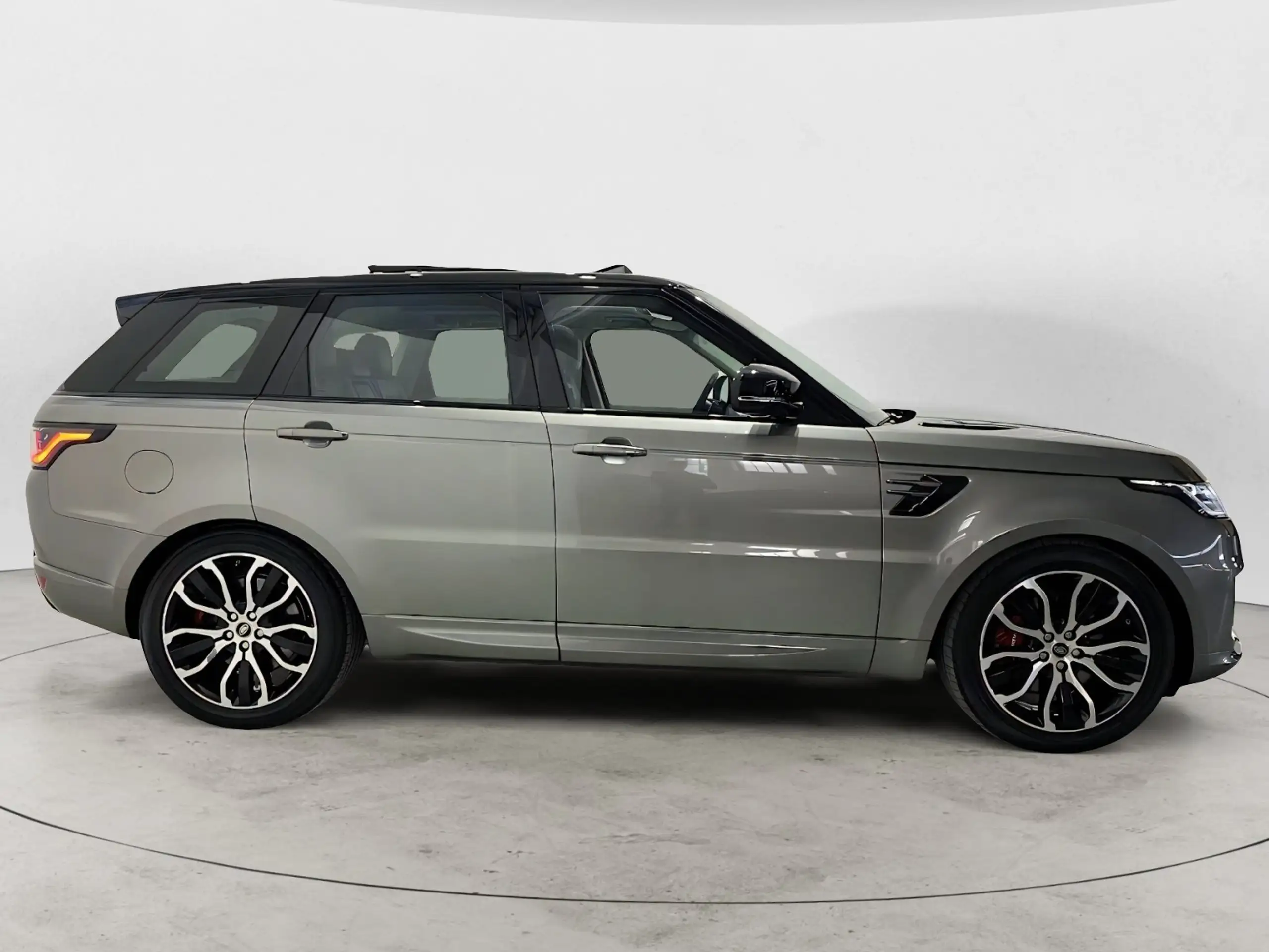 Land Rover - Range Rover Sport