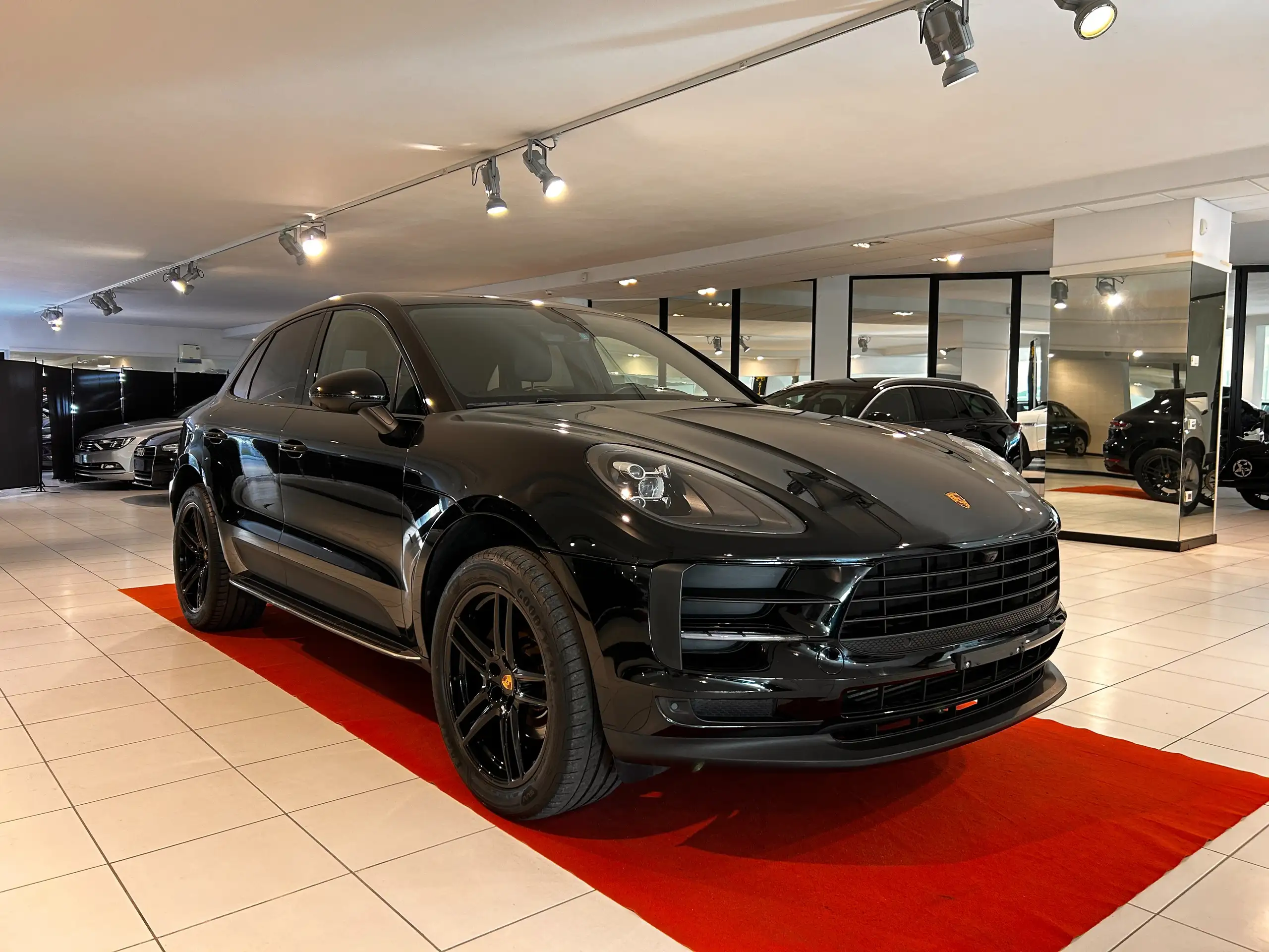 Porsche - Macan