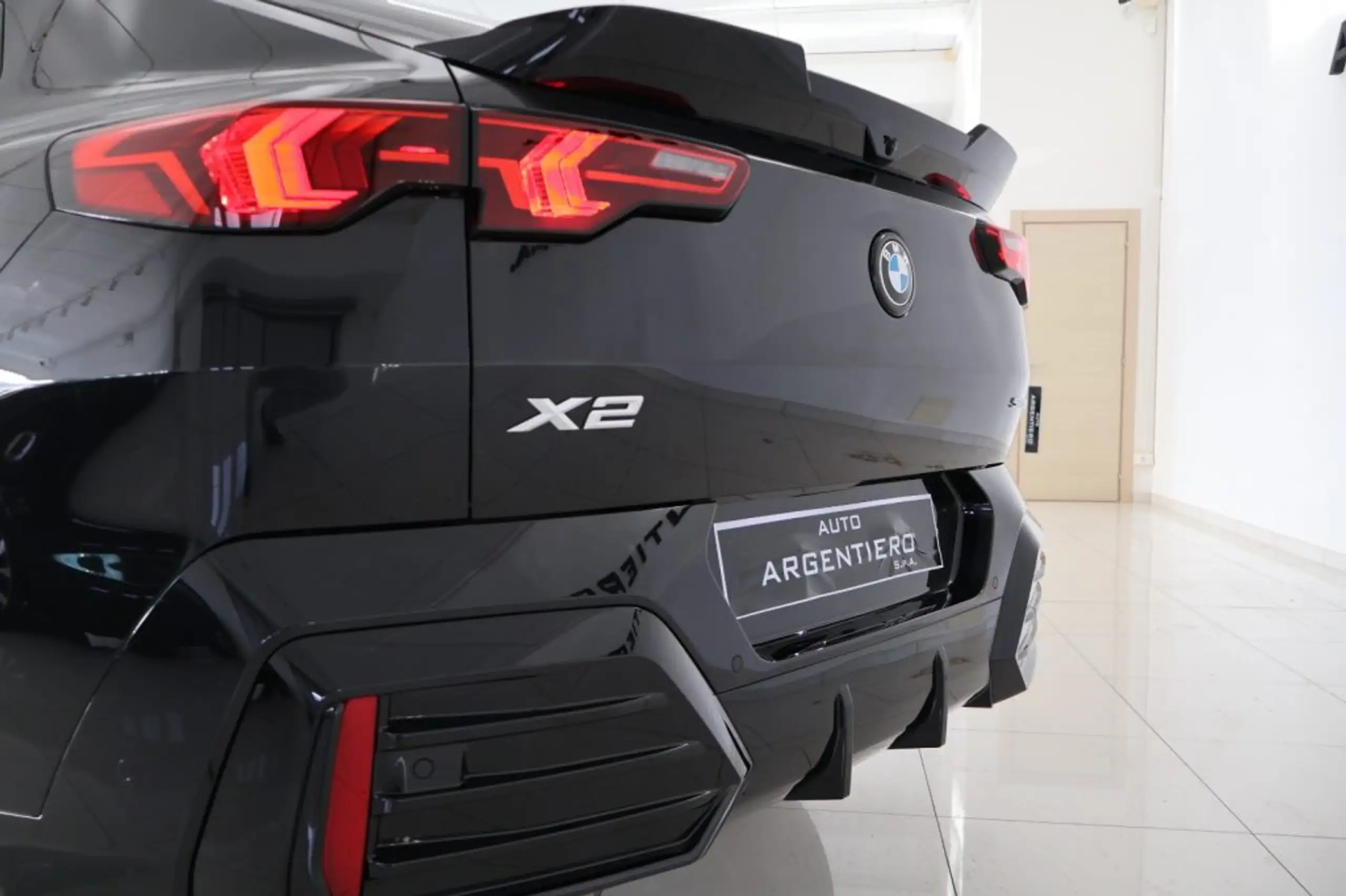 BMW - X2