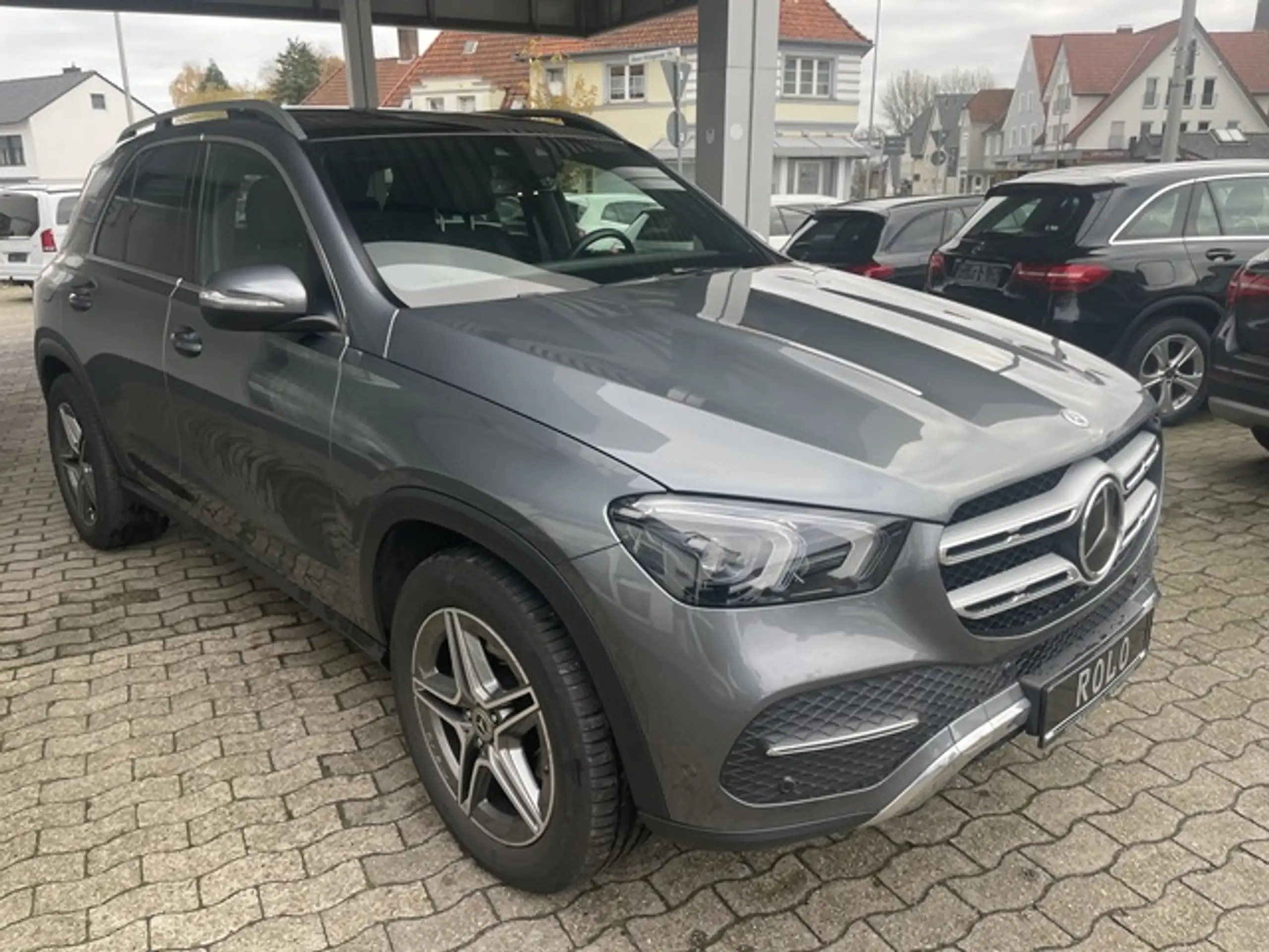 Mercedes-Benz - GLE 300