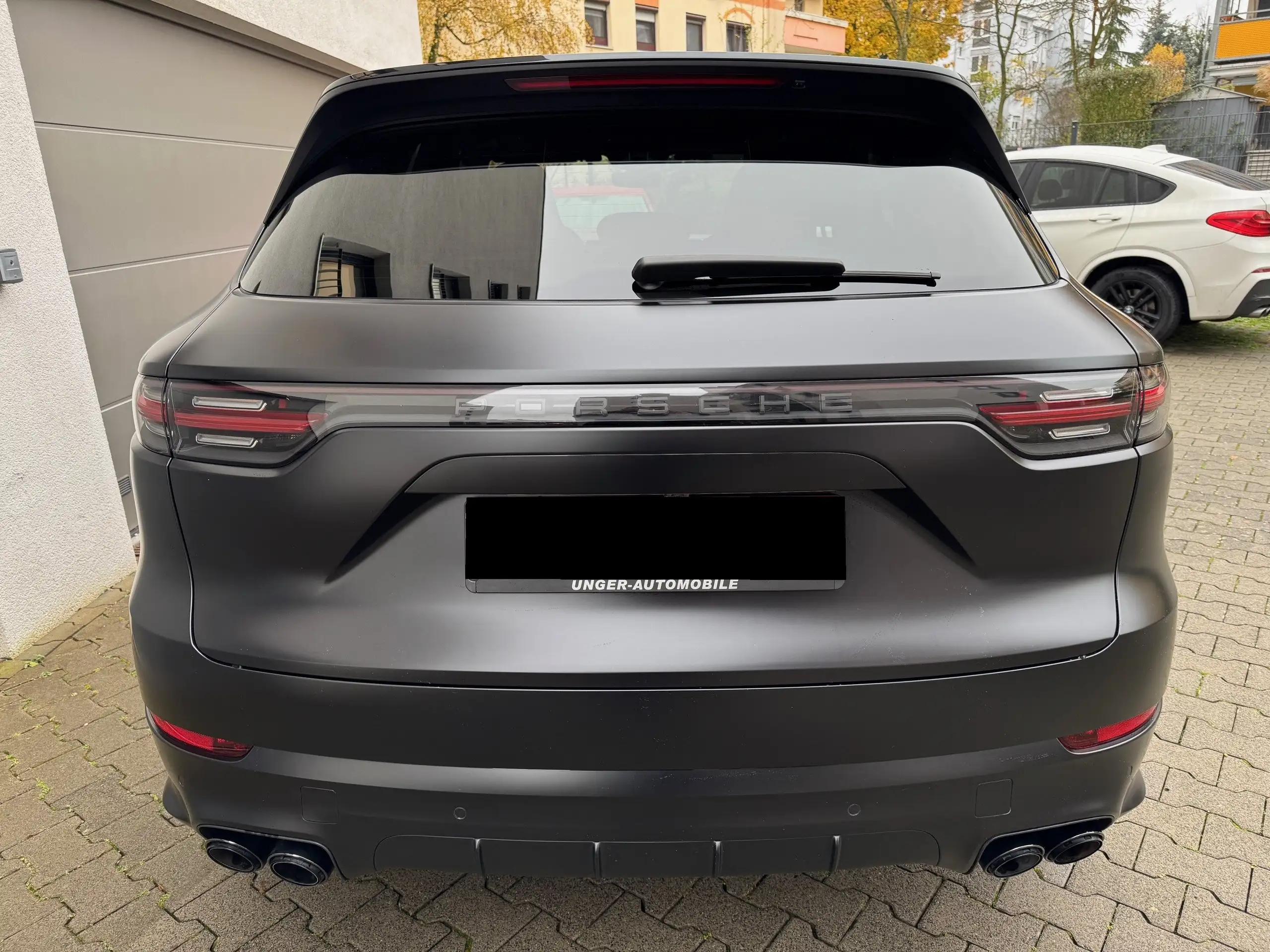 Porsche - Cayenne