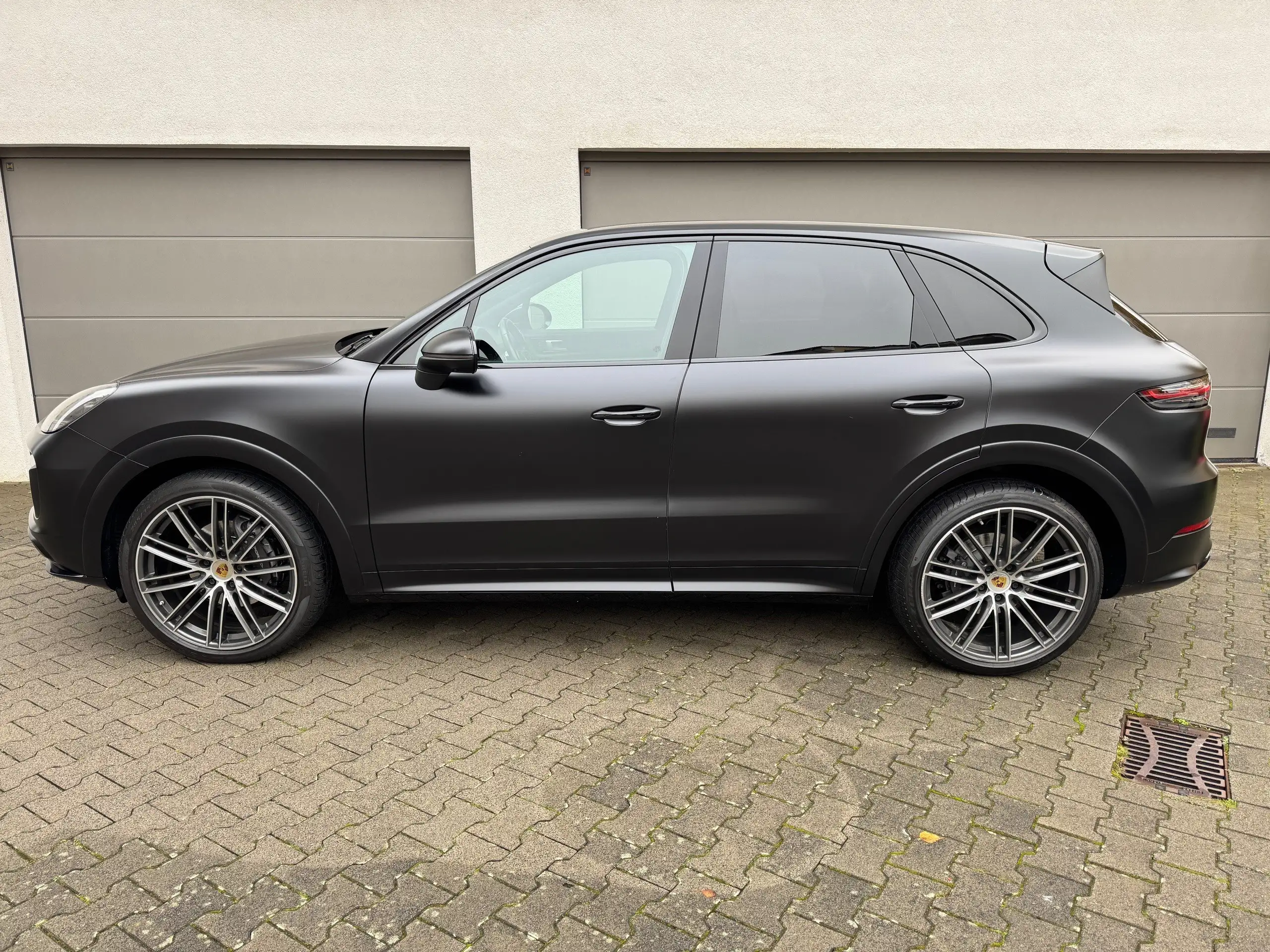 Porsche - Cayenne