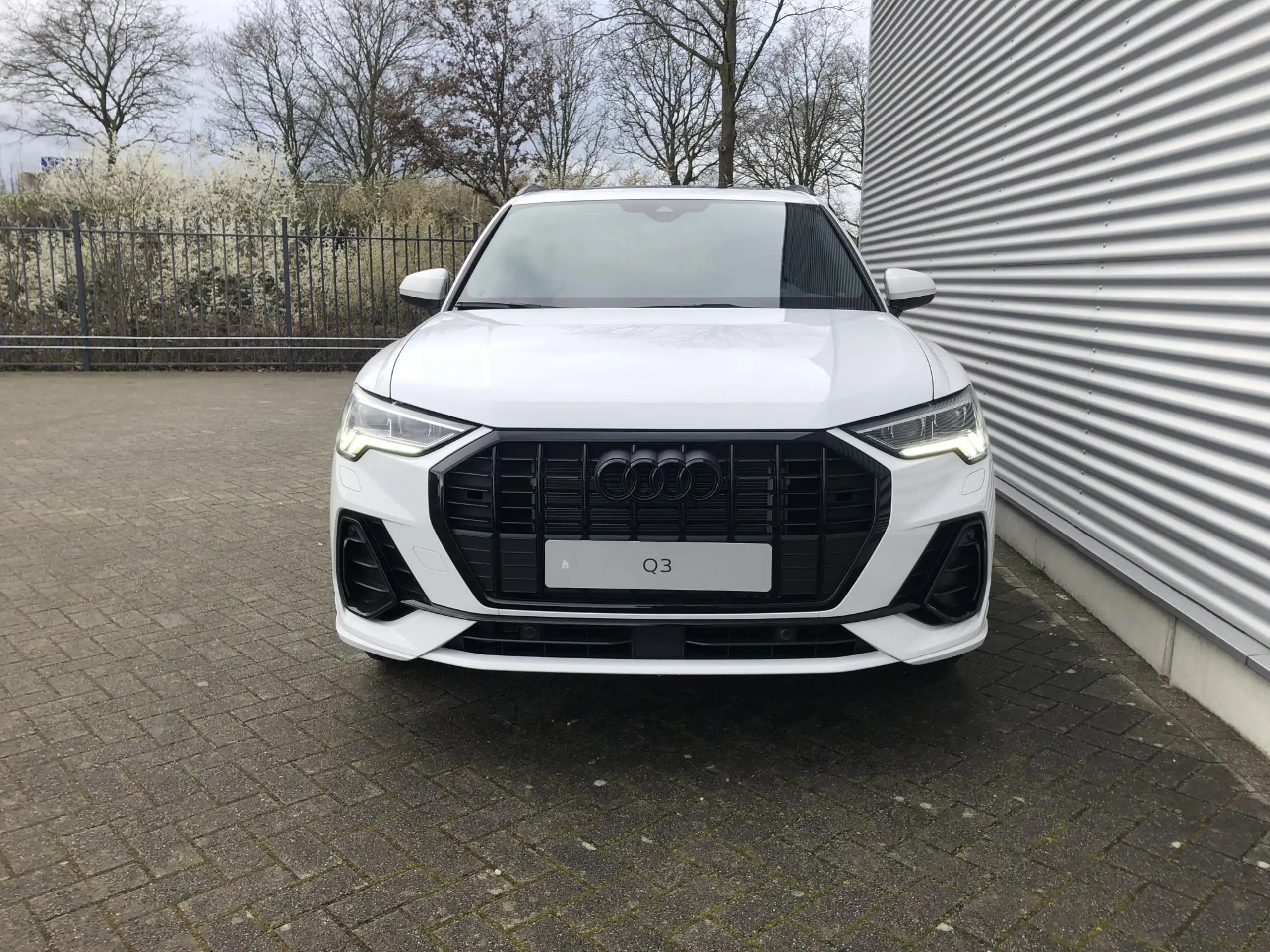 Audi - Q3