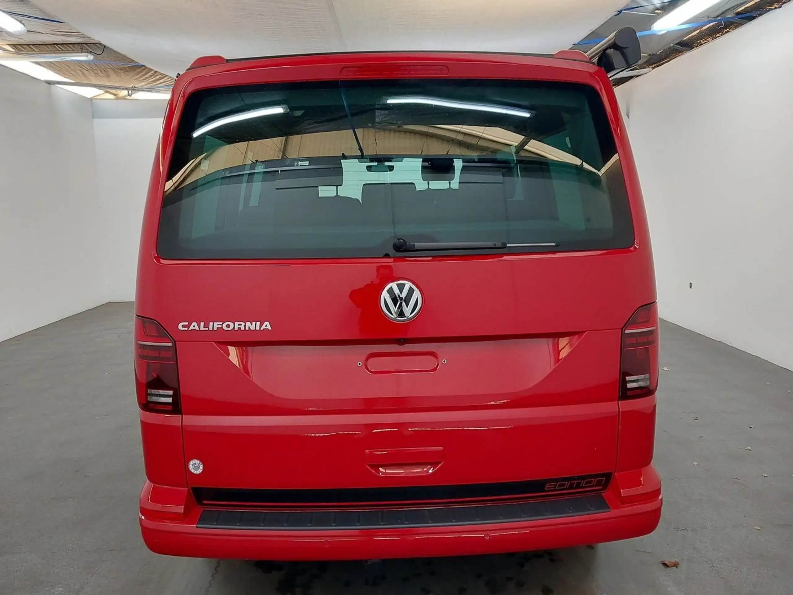 Volkswagen - T6 California