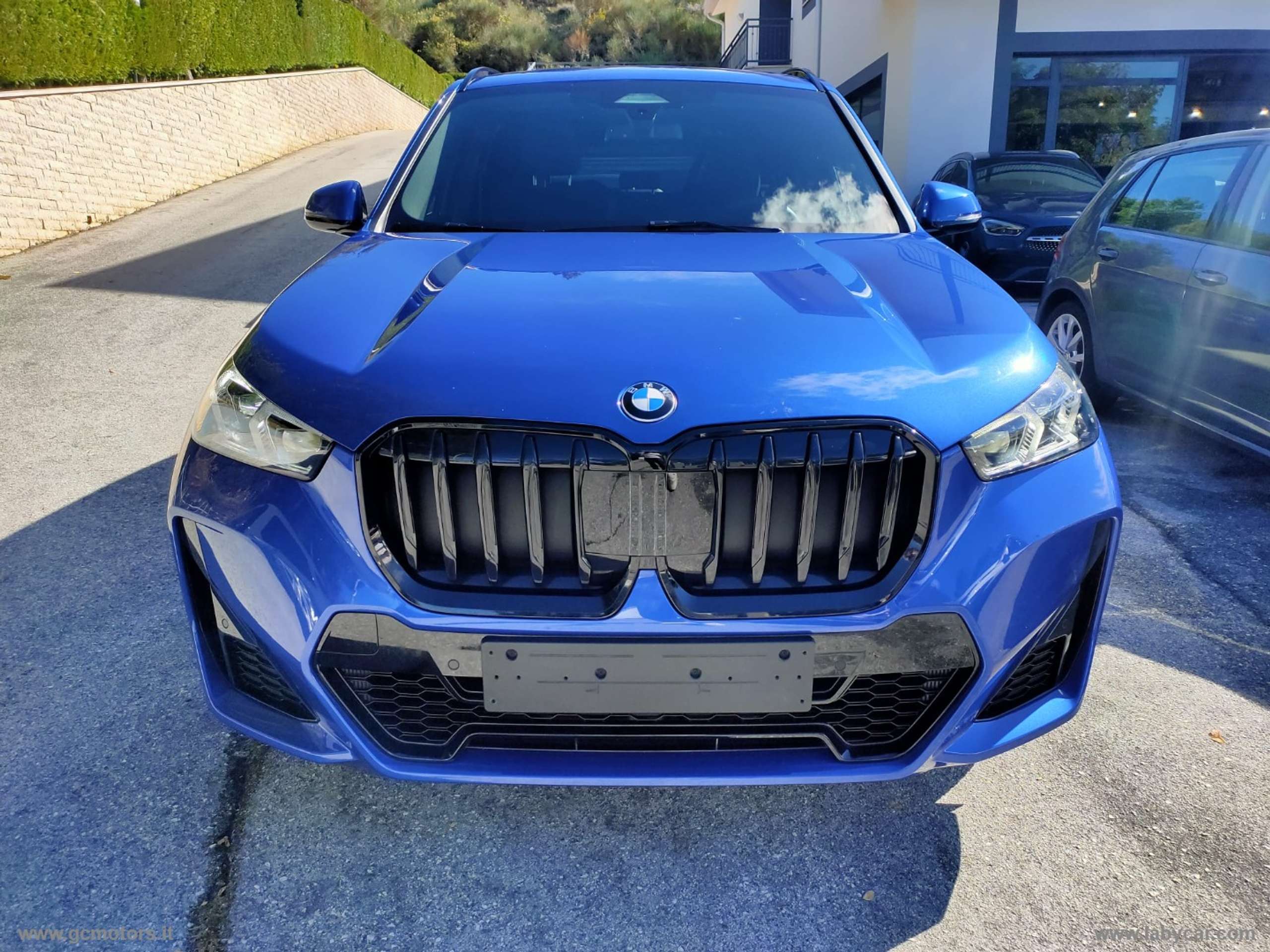 BMW - X1