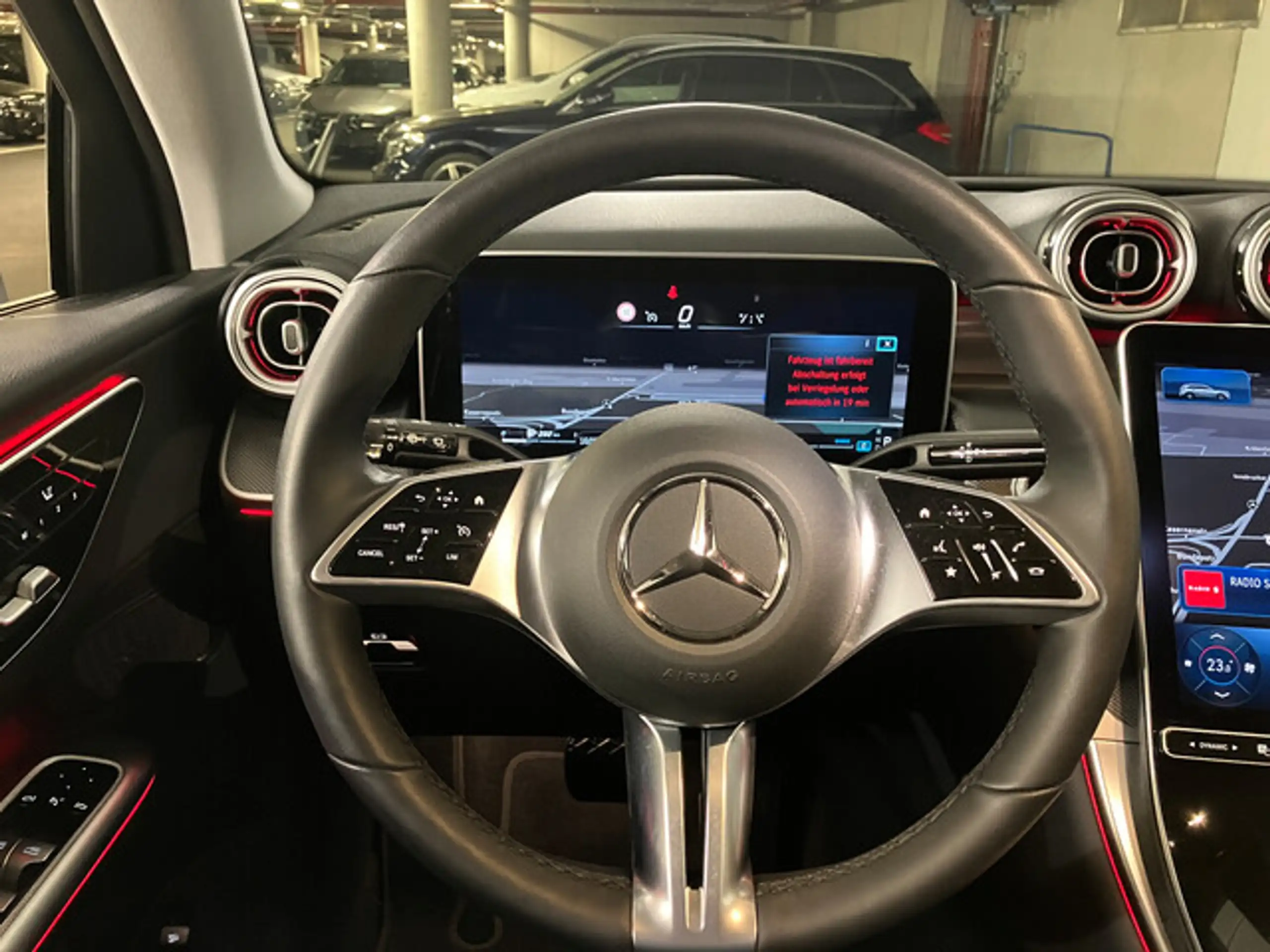 Mercedes-Benz - GLC 220