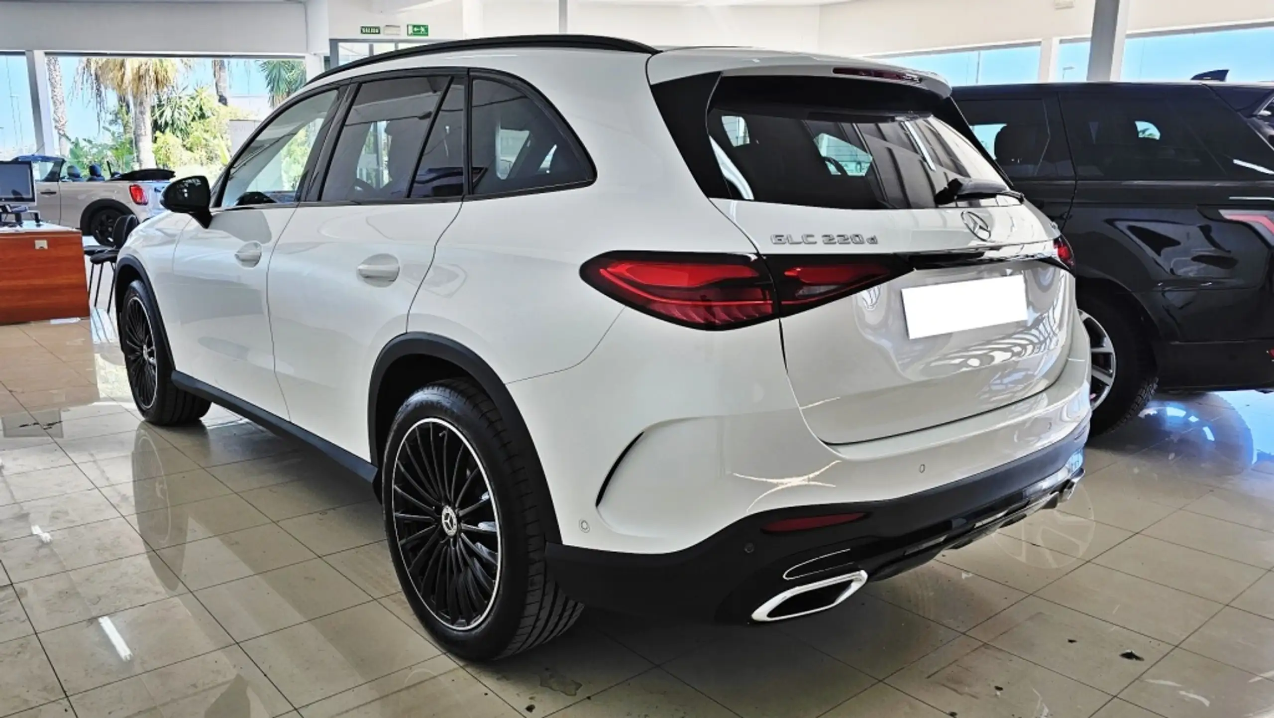 Mercedes-Benz - GLC 220