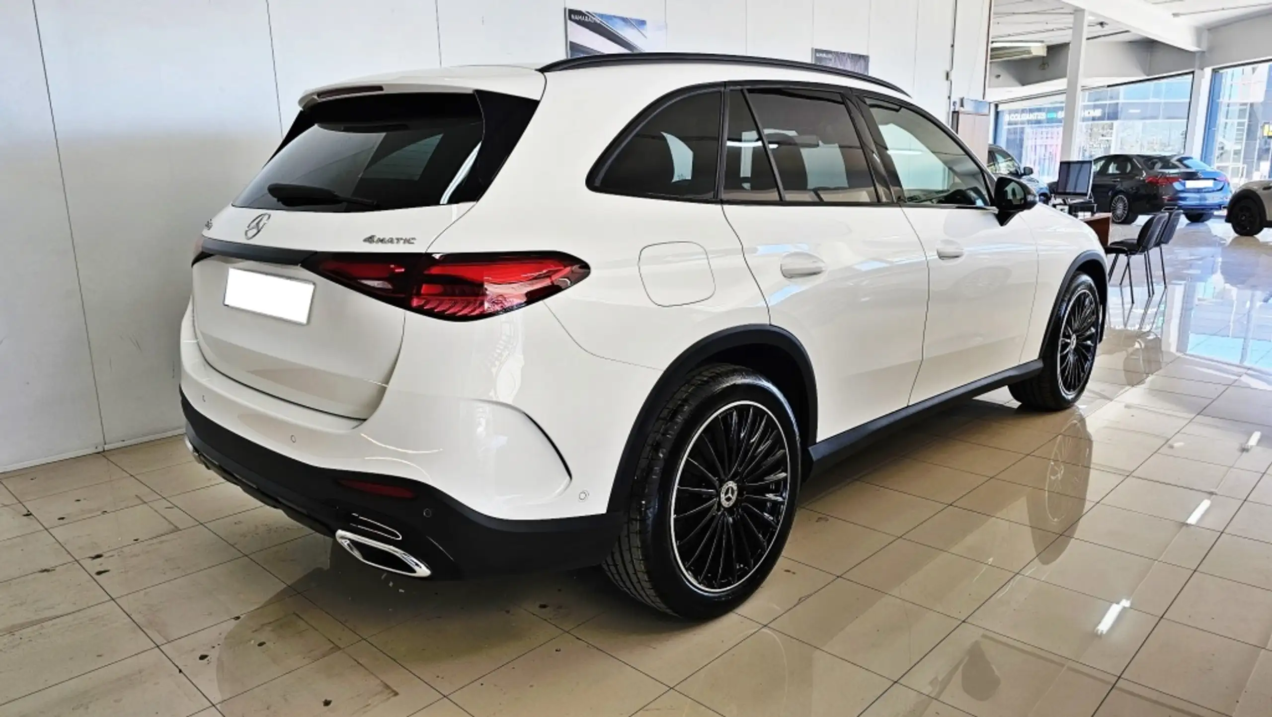 Mercedes-Benz - GLC 220