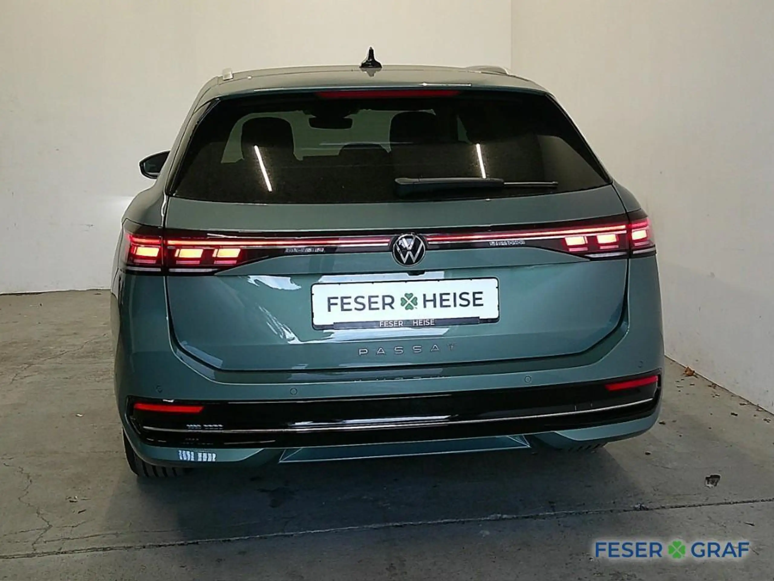 Volkswagen - Passat