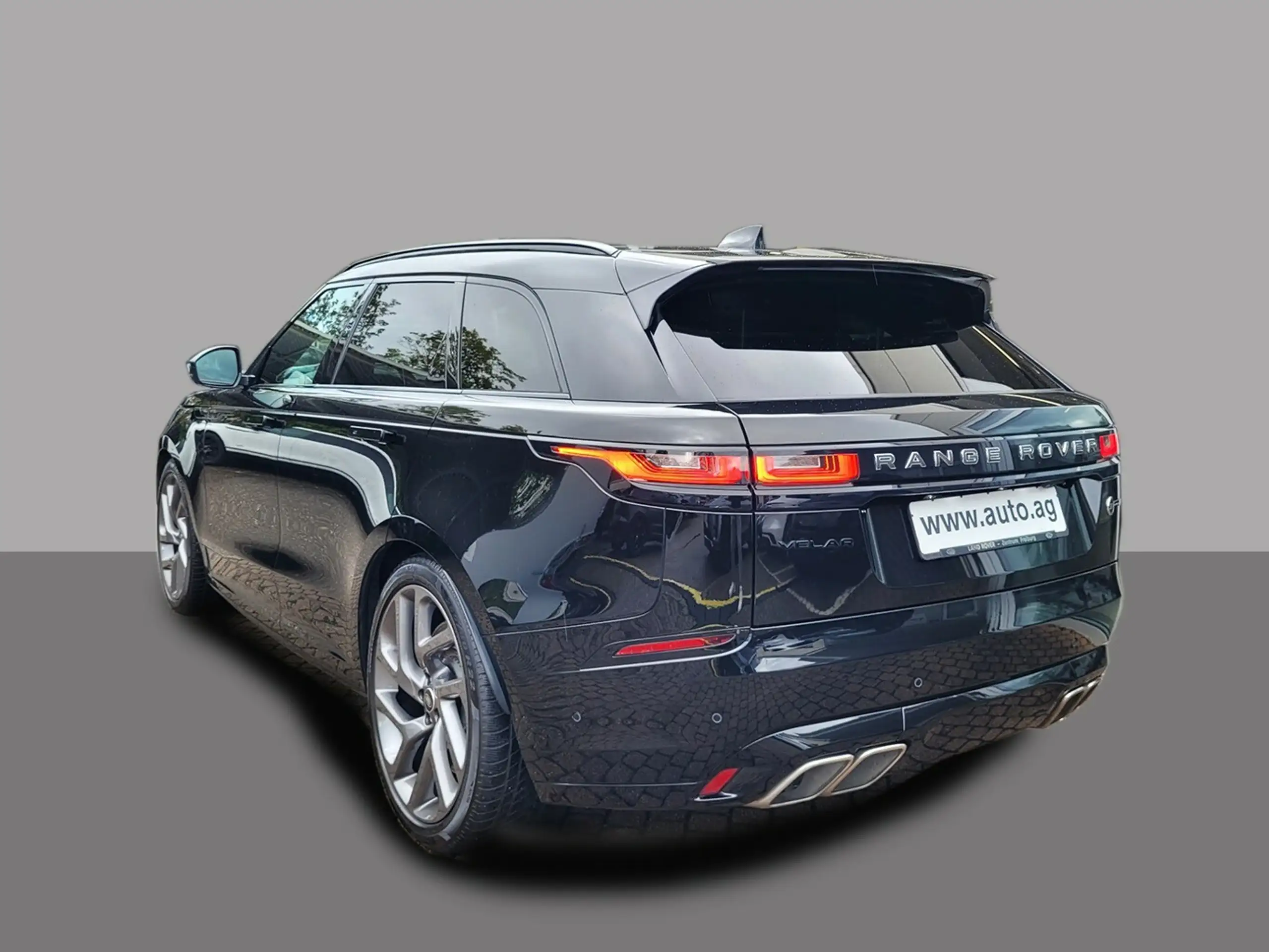 Land Rover - Range Rover Velar