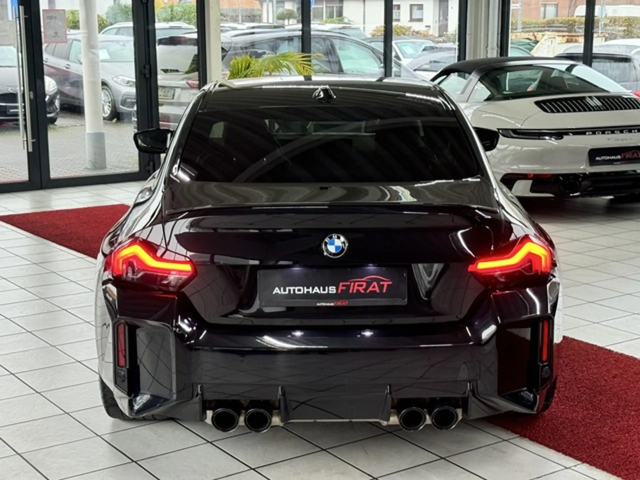 BMW - M2