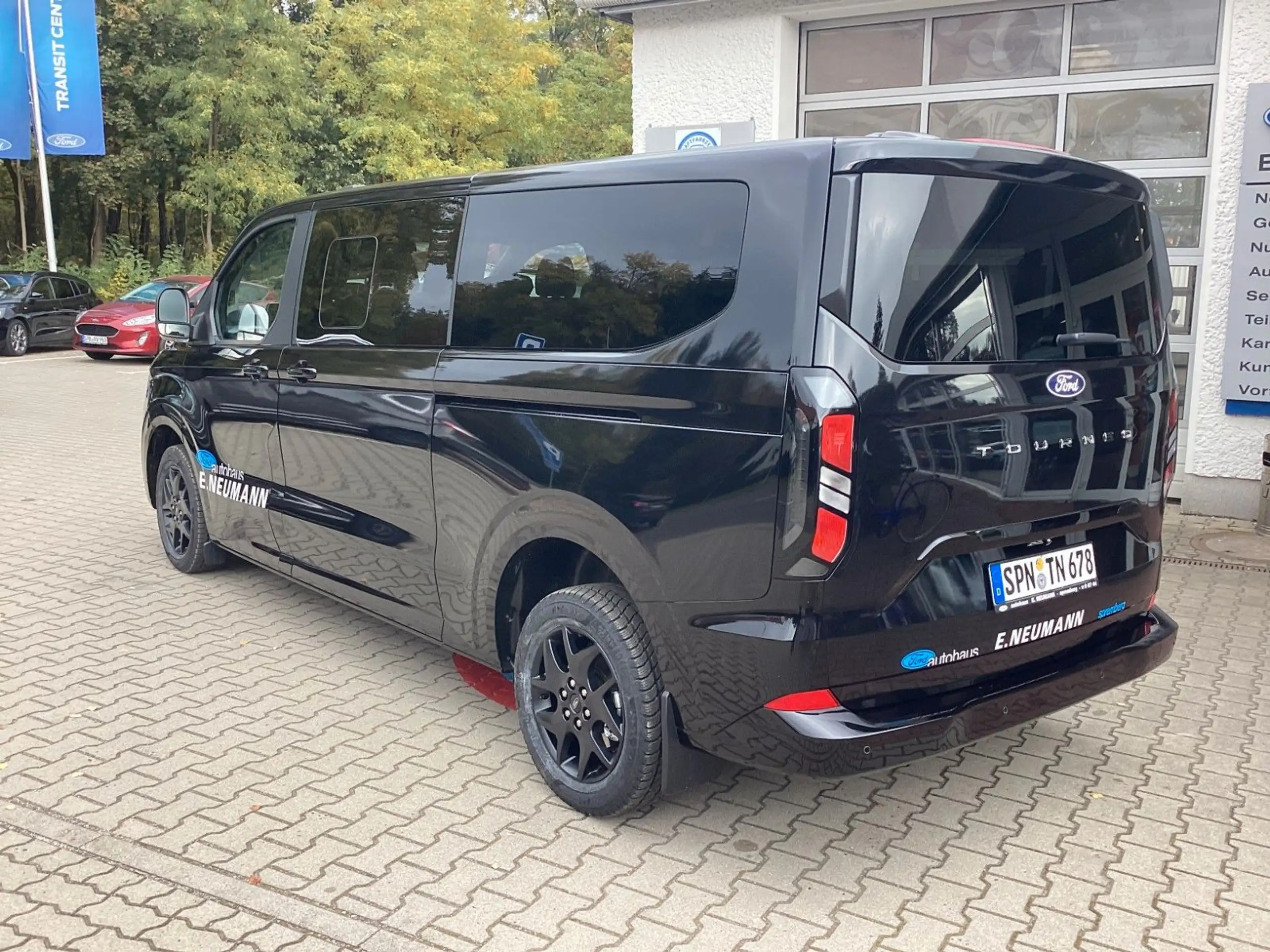 Ford - Tourneo Custom