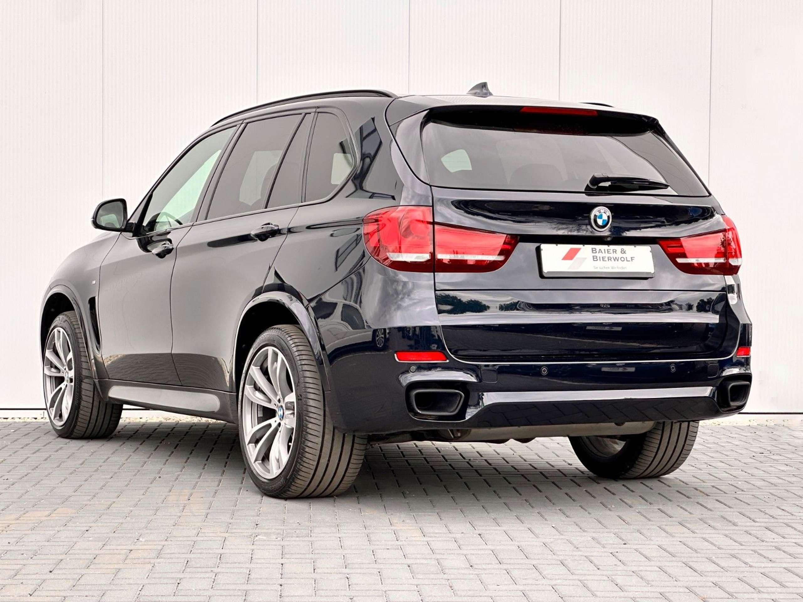 BMW - X5