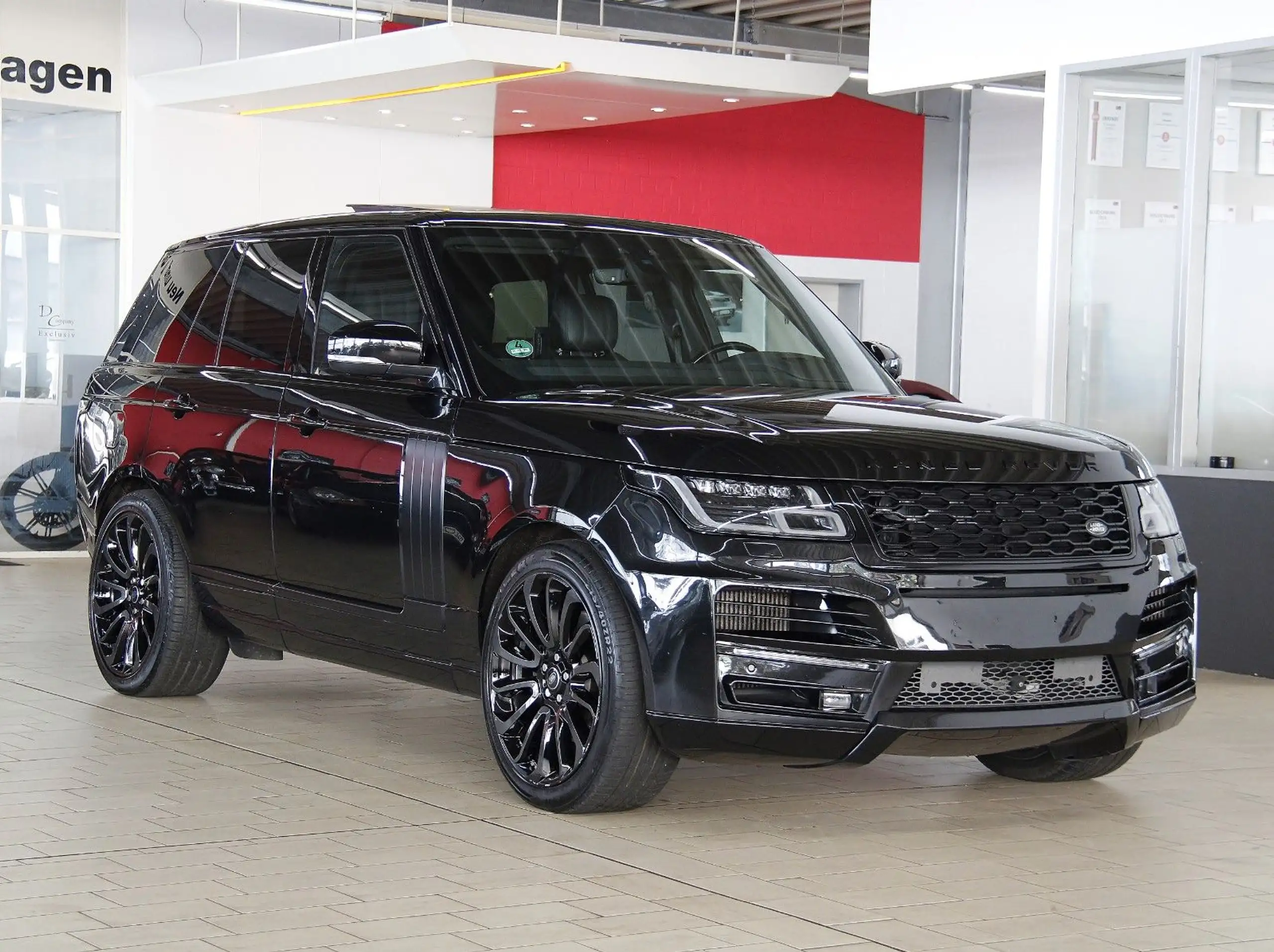 Land Rover - Range Rover