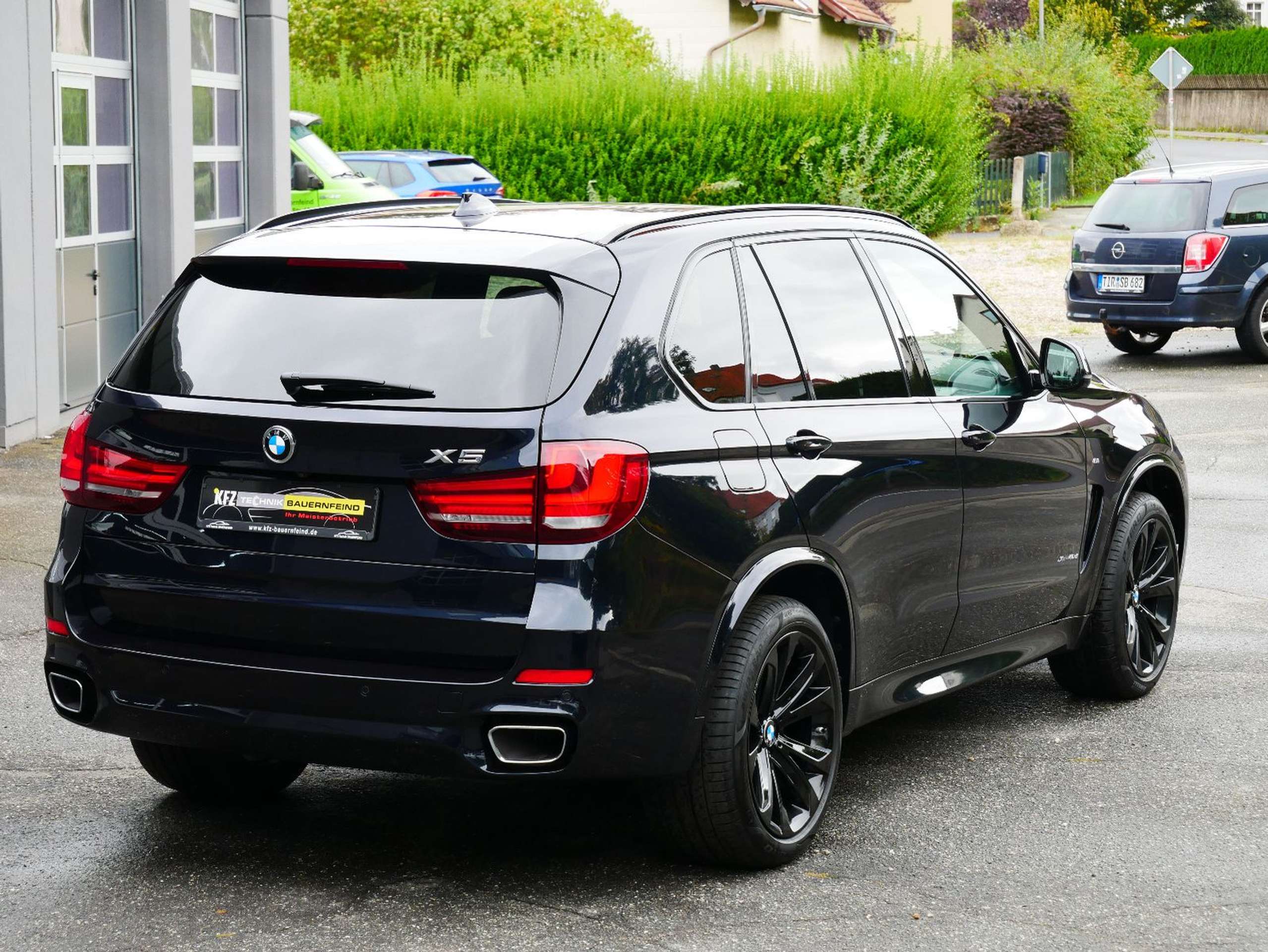 BMW - X5